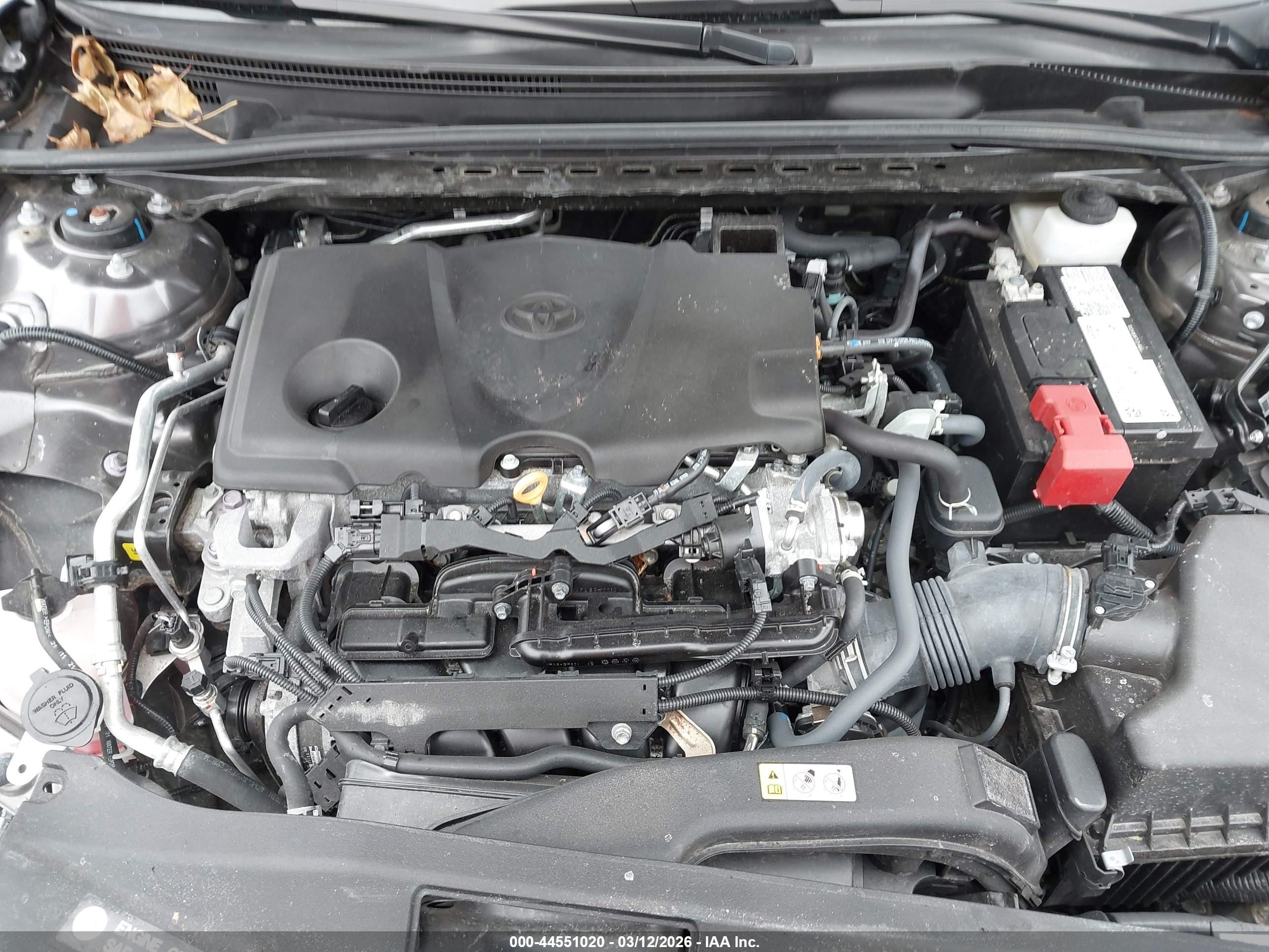 TOYOTA CAMRY image 10