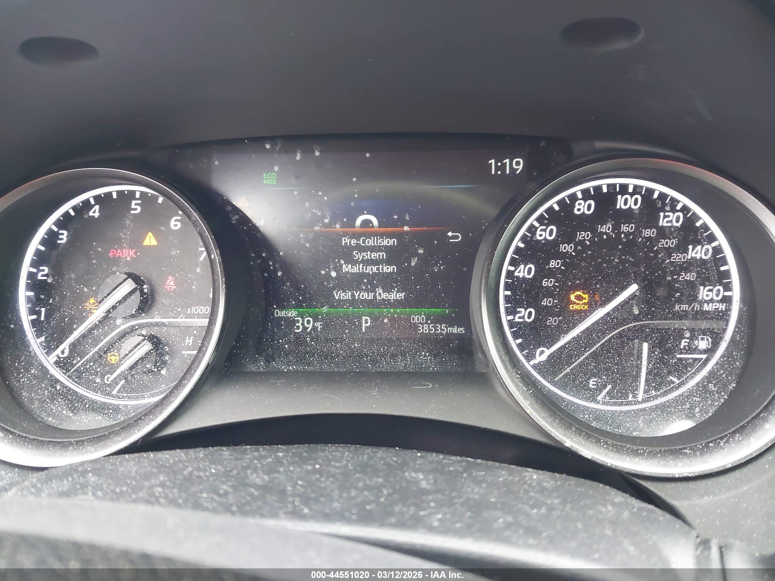 TOYOTA CAMRY image 7