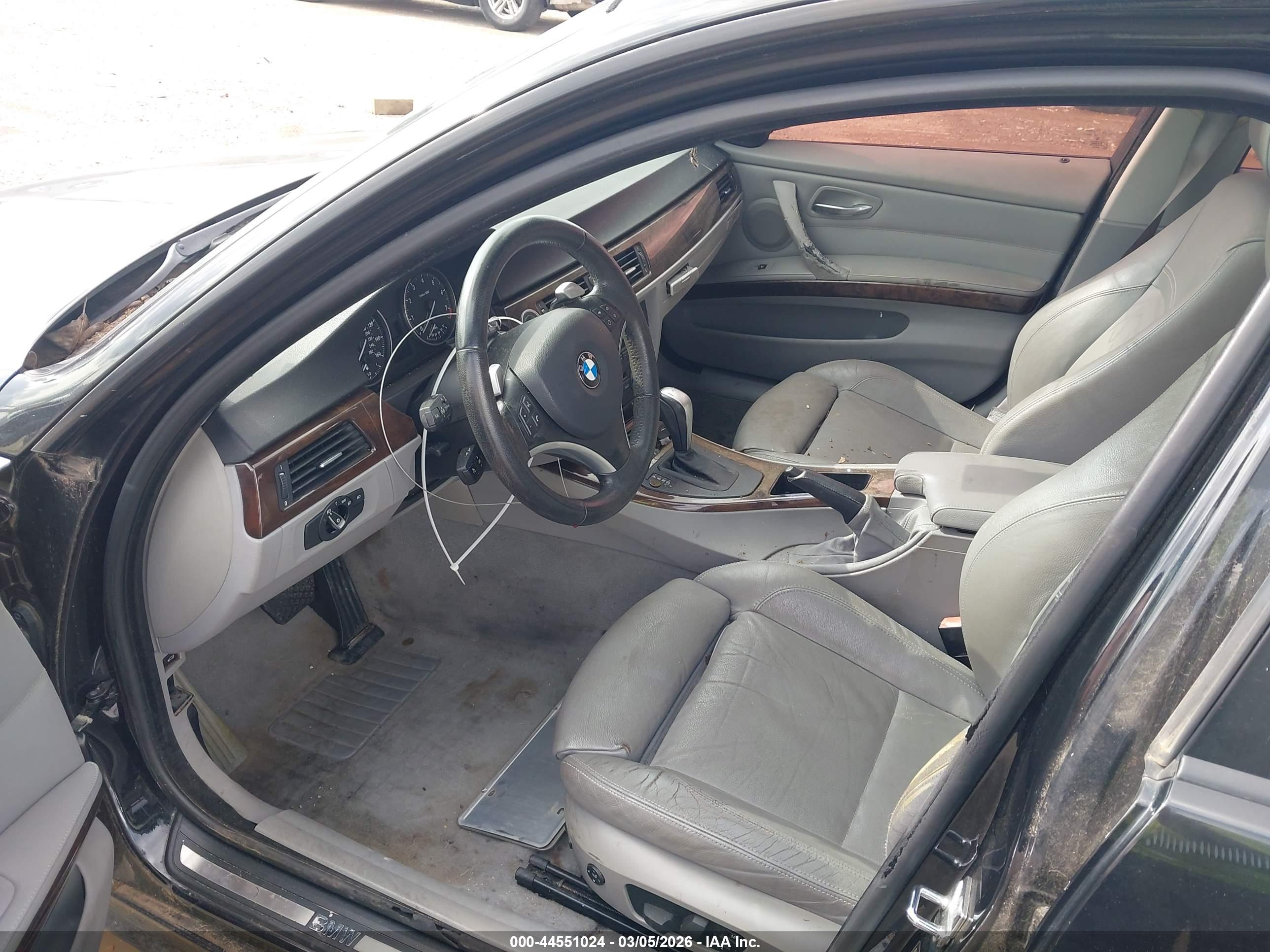 BMW 328I image 5