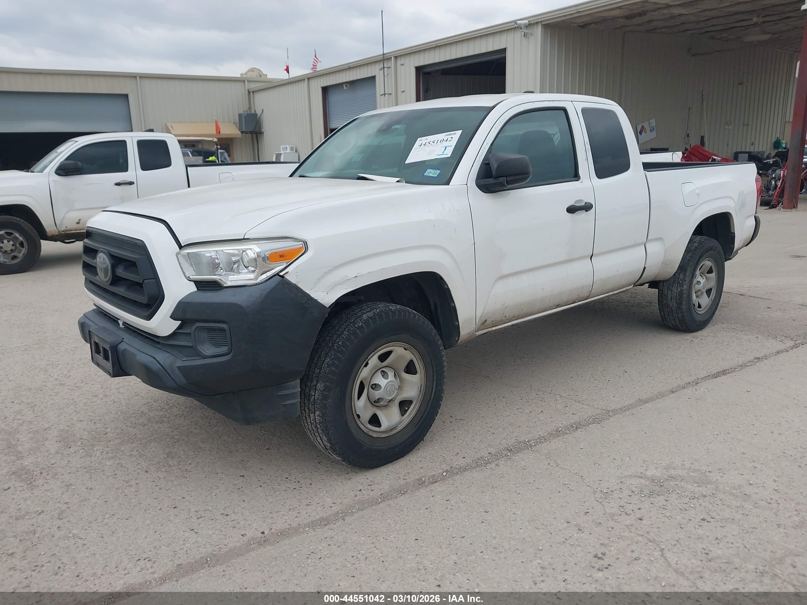 TOYOTA TACOMA image 2