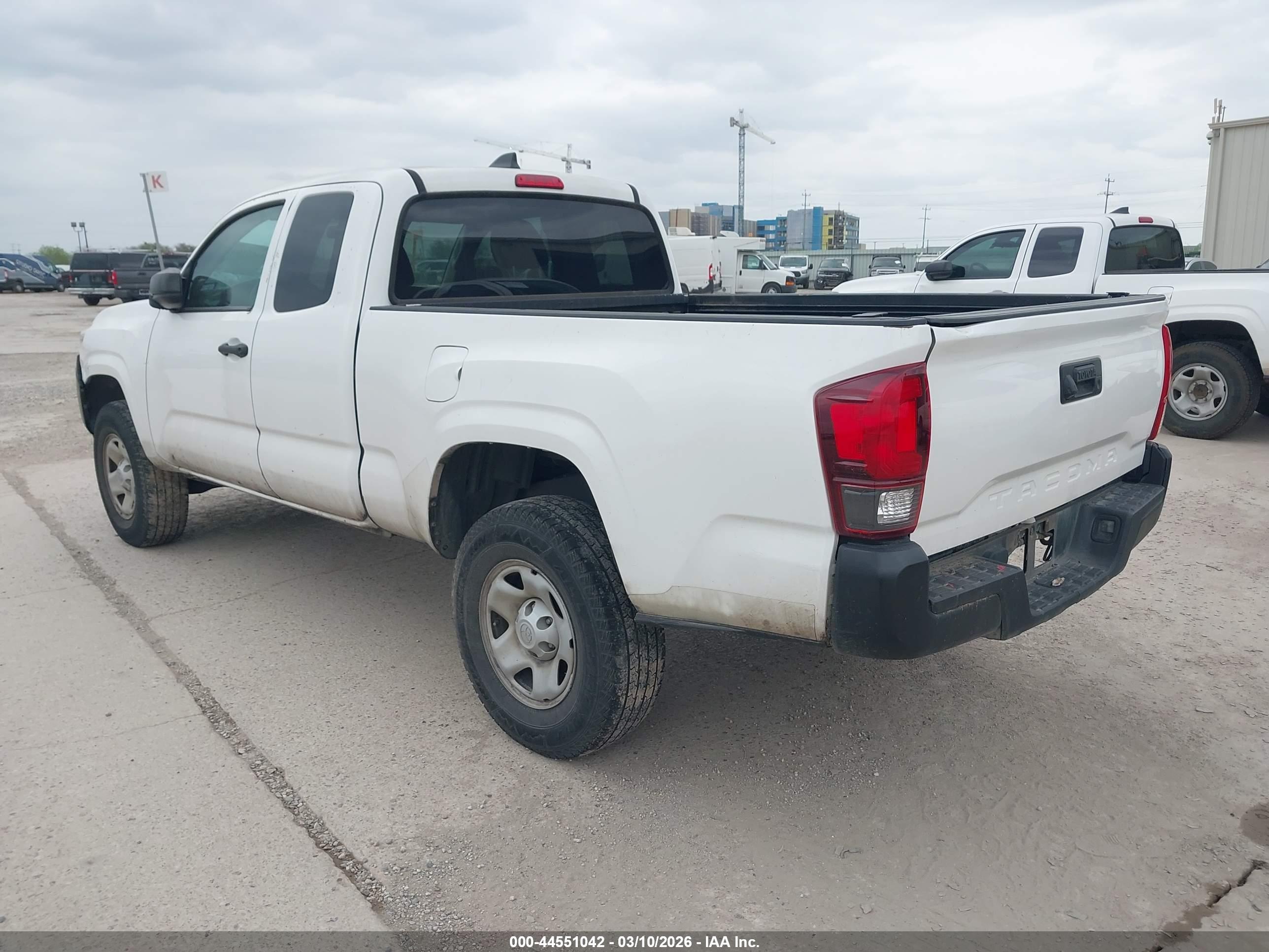 TOYOTA TACOMA image 3
