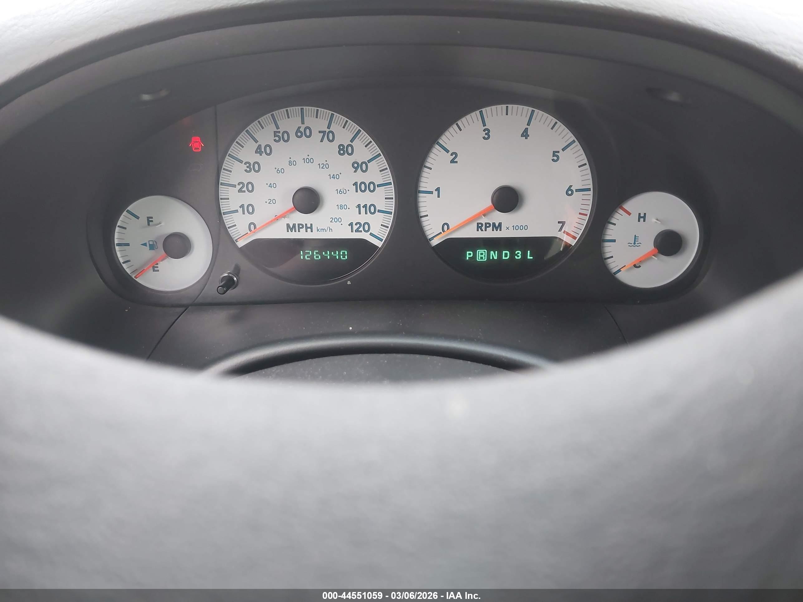 DODGE GRAND image 7
