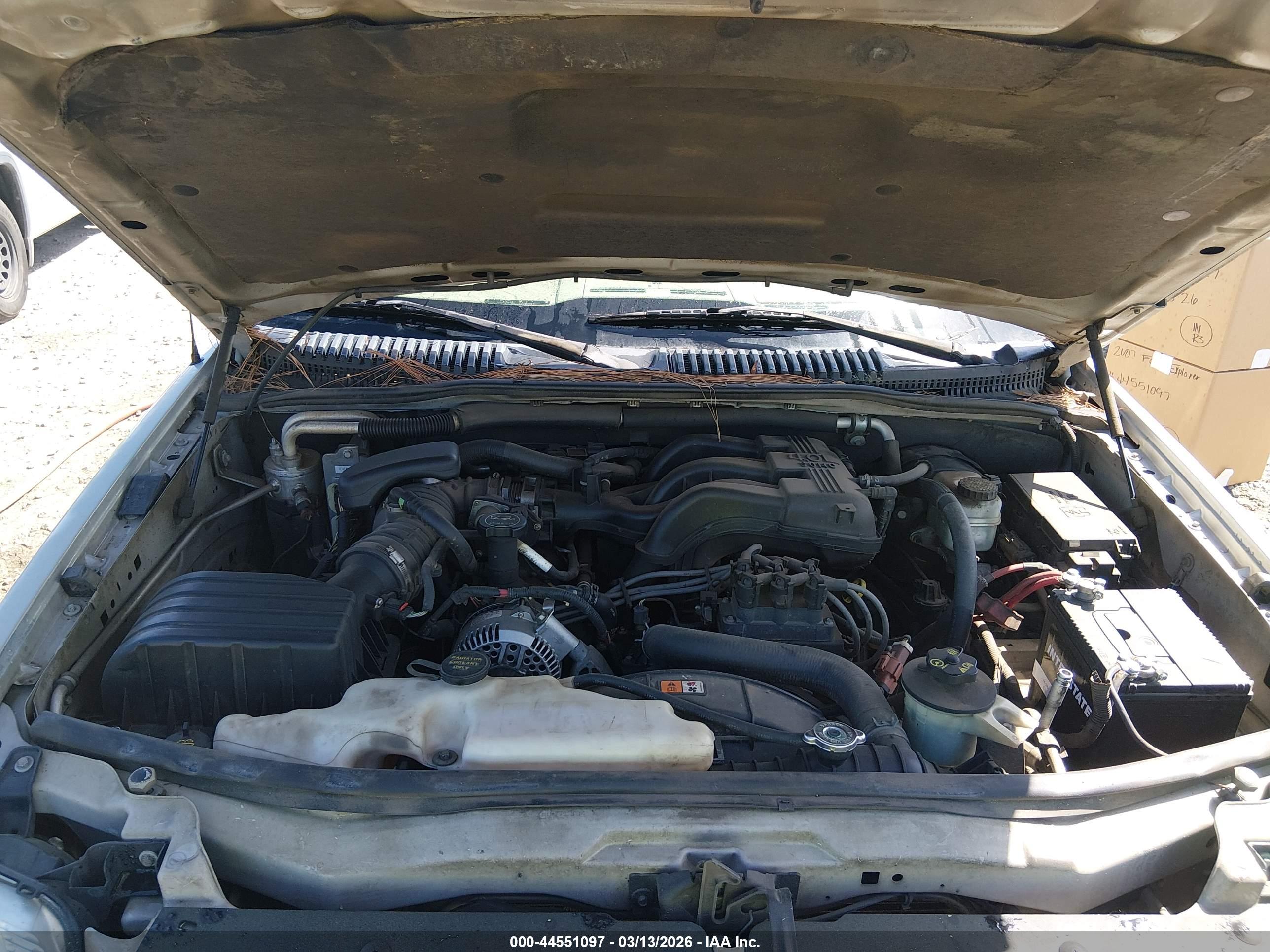 FORD EXPLORER image 10