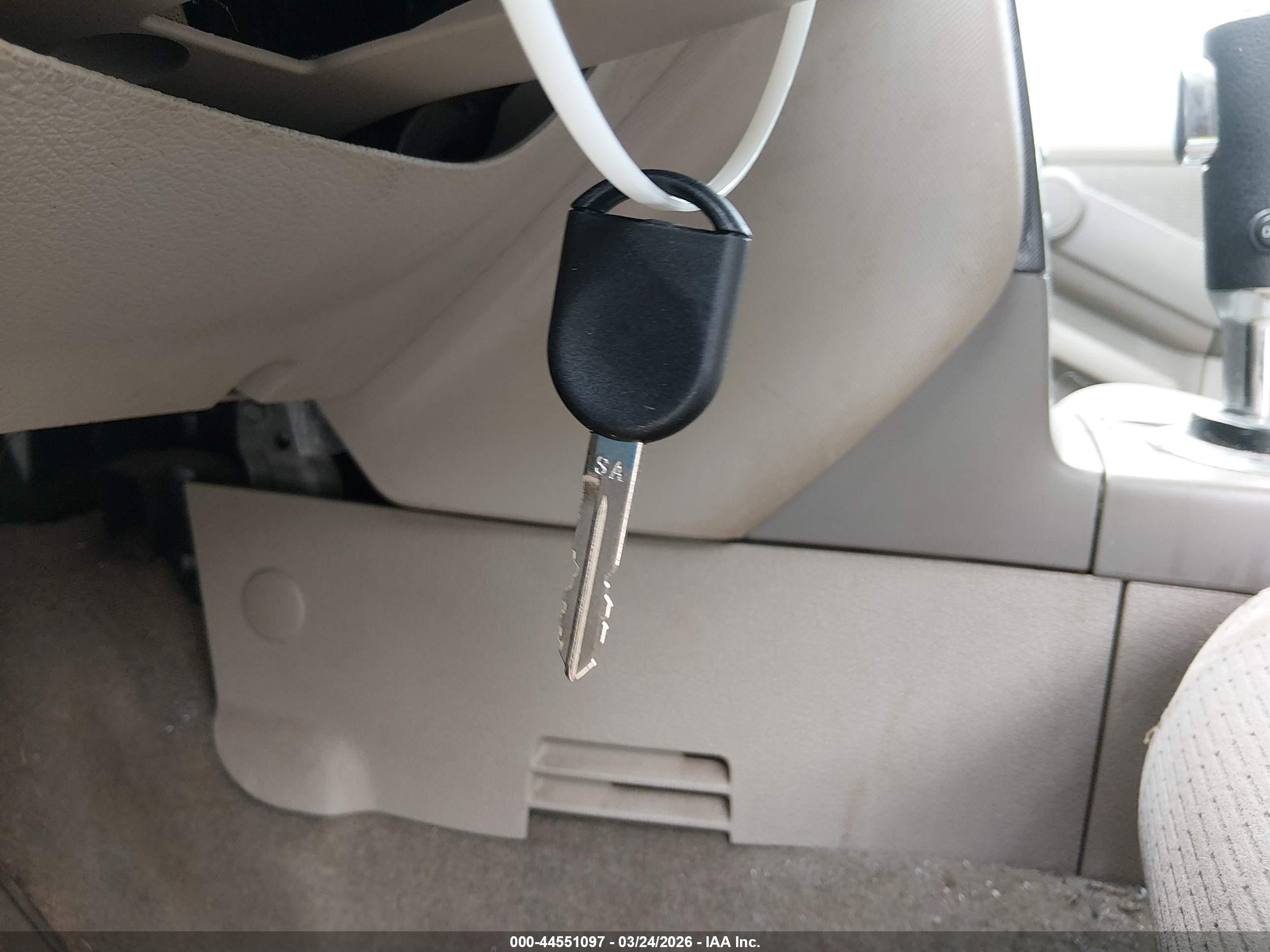 FORD EXPLORER image 11