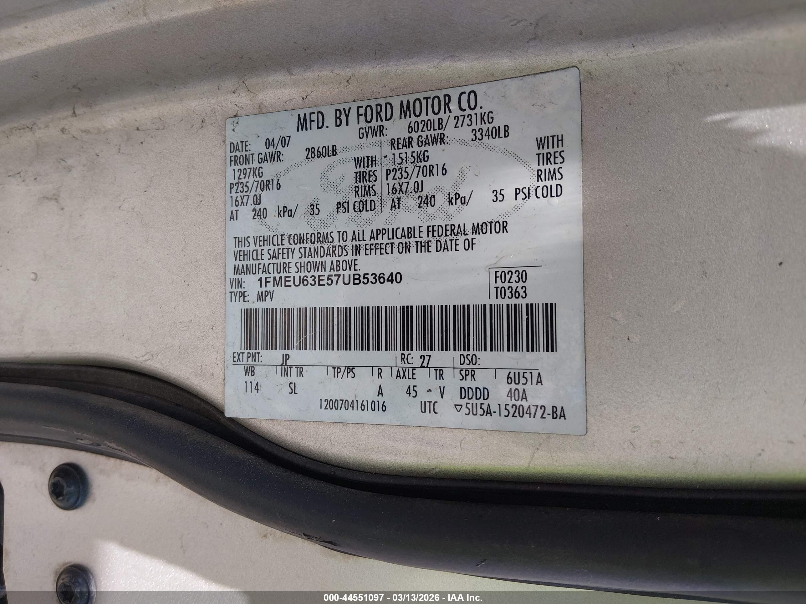 FORD EXPLORER image 9