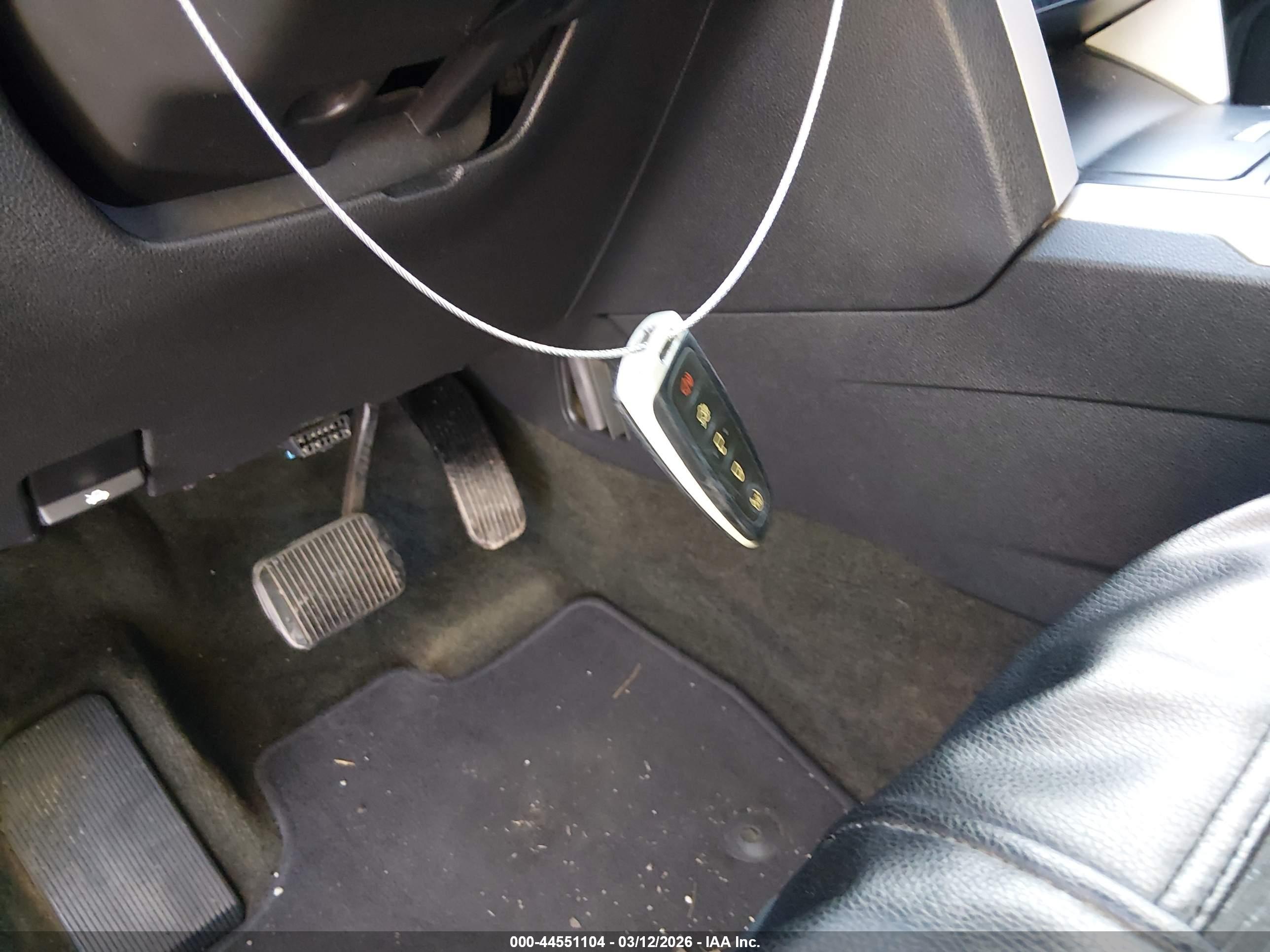 FORD EXPLORER image 11