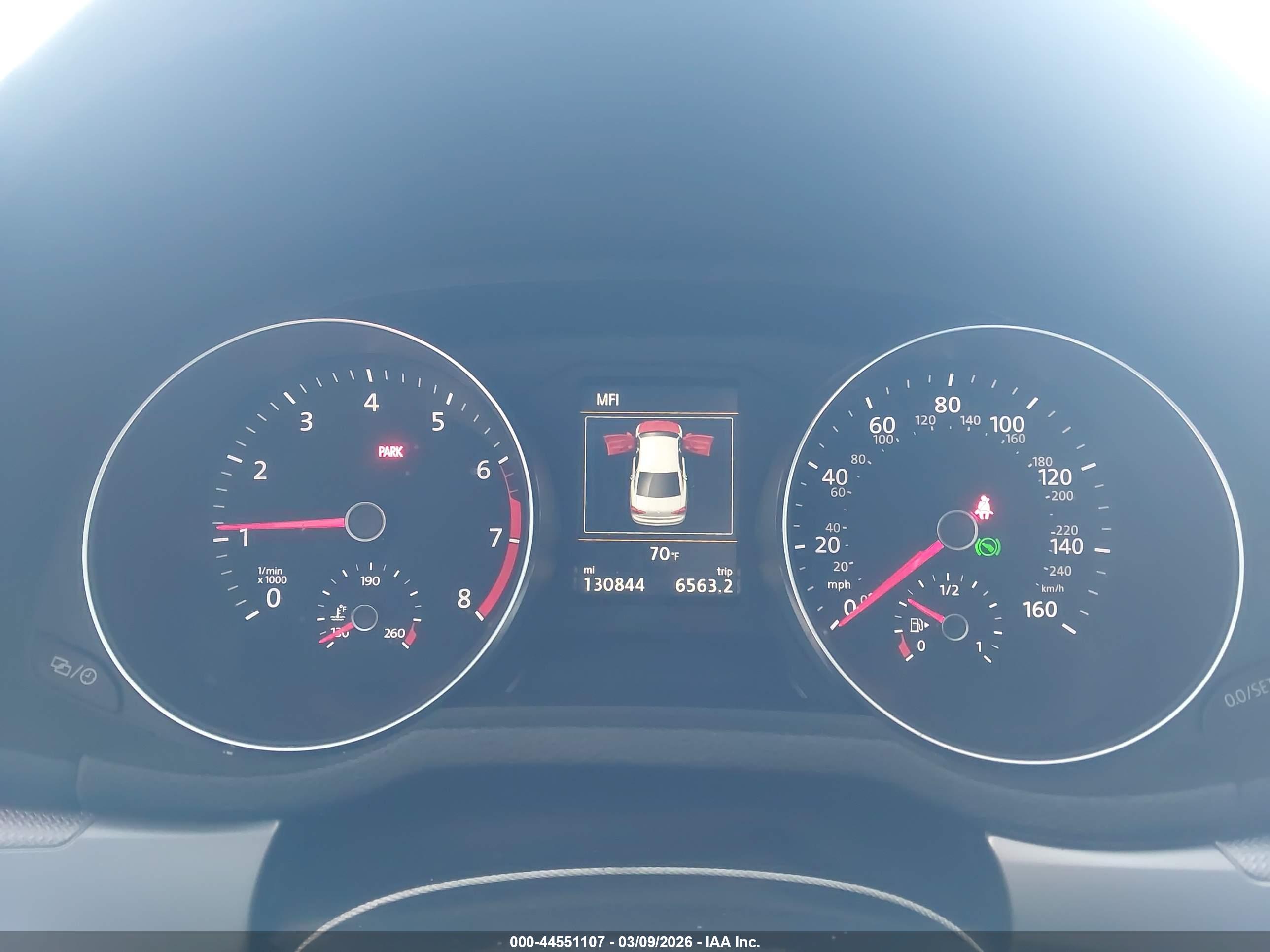 VOLKSWAGEN PASSAT image 7