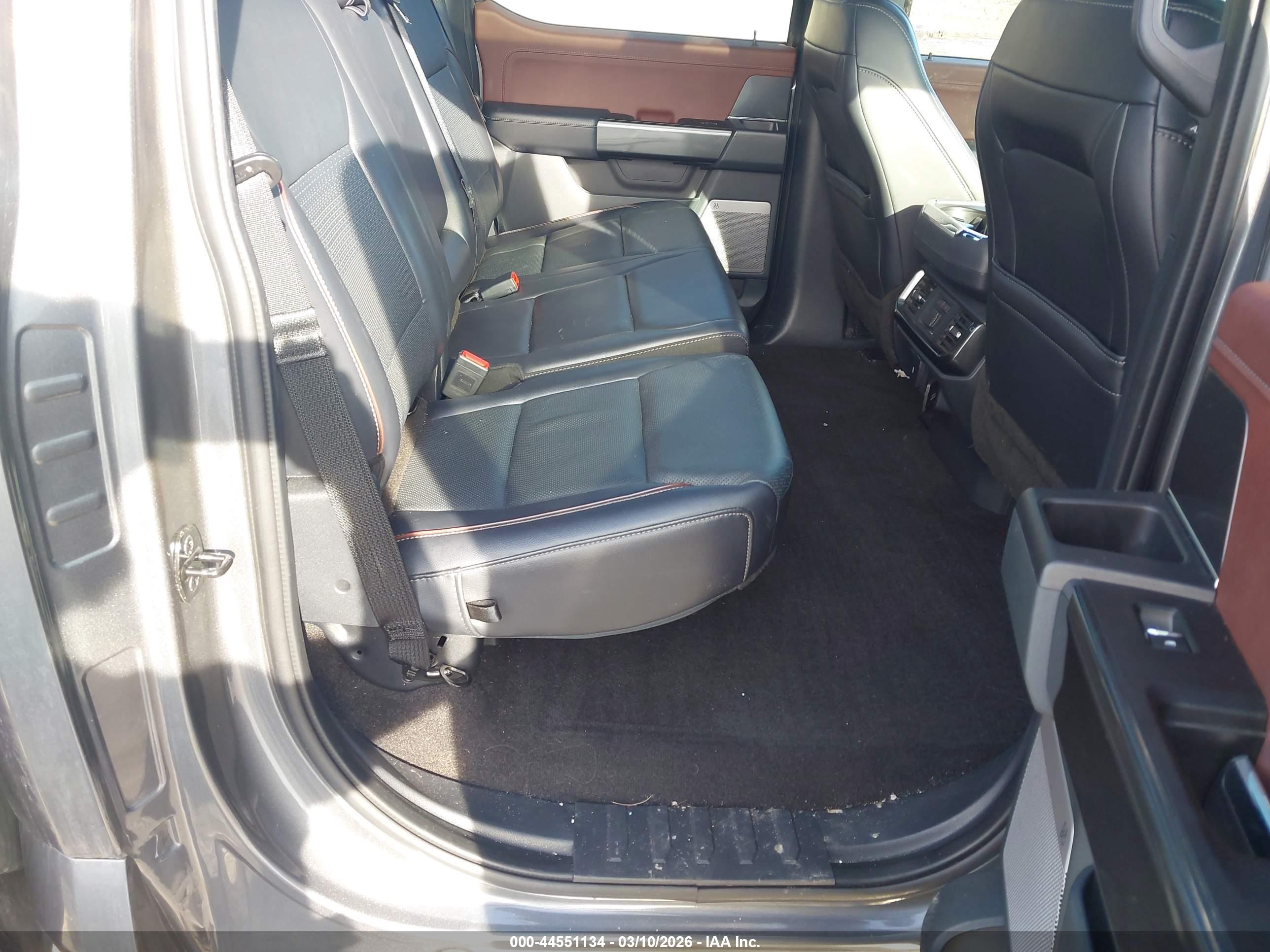 FORD F-150 image 8