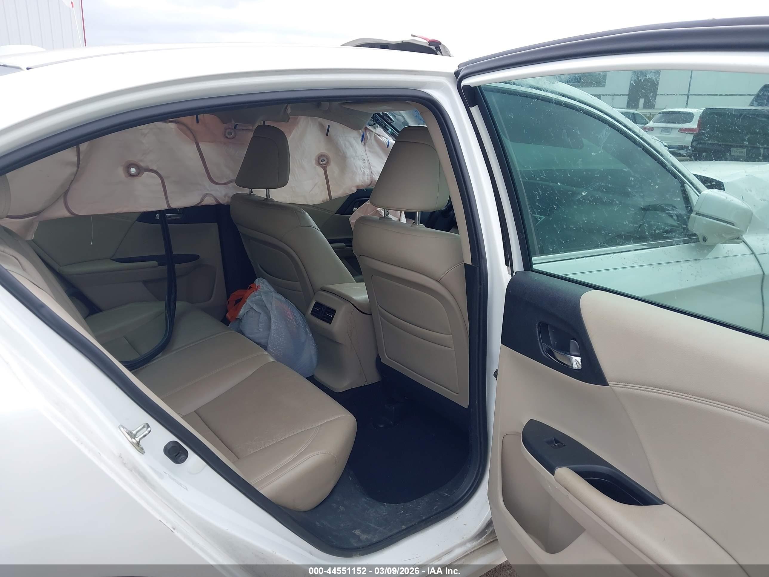 HONDA ACCORD image 8