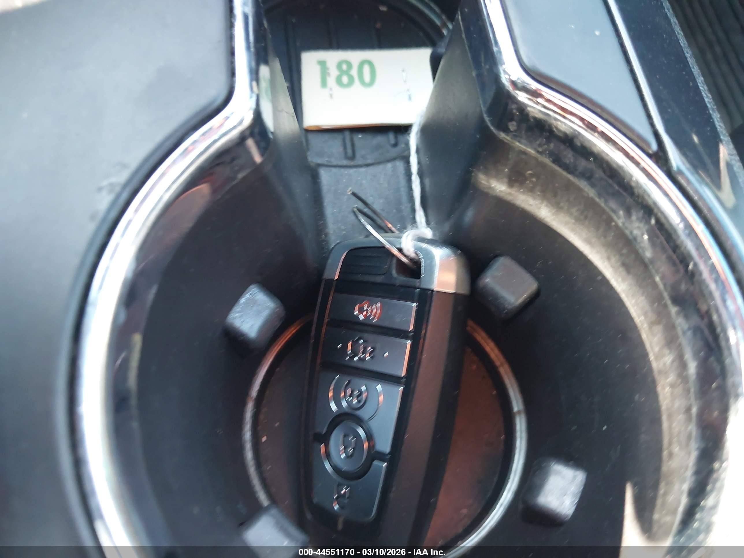 FORD EXPLORER image 11
