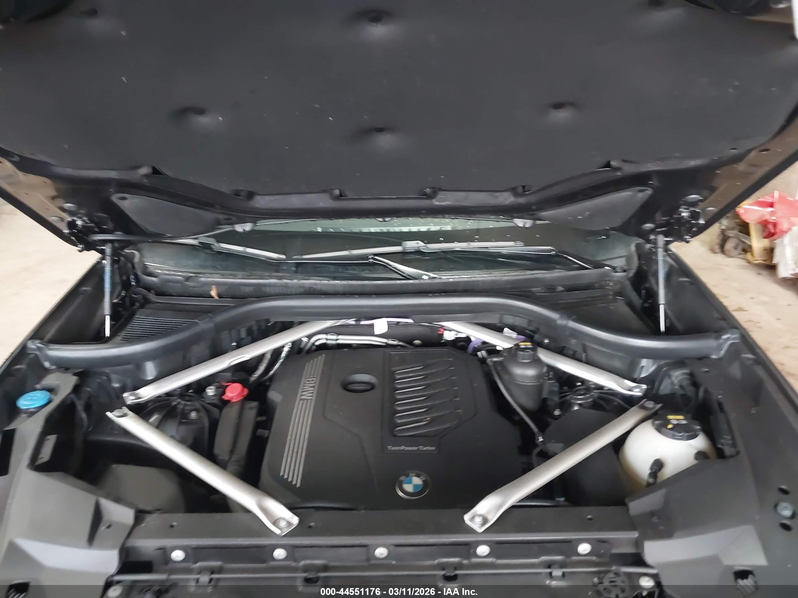 BMW X5 image 10