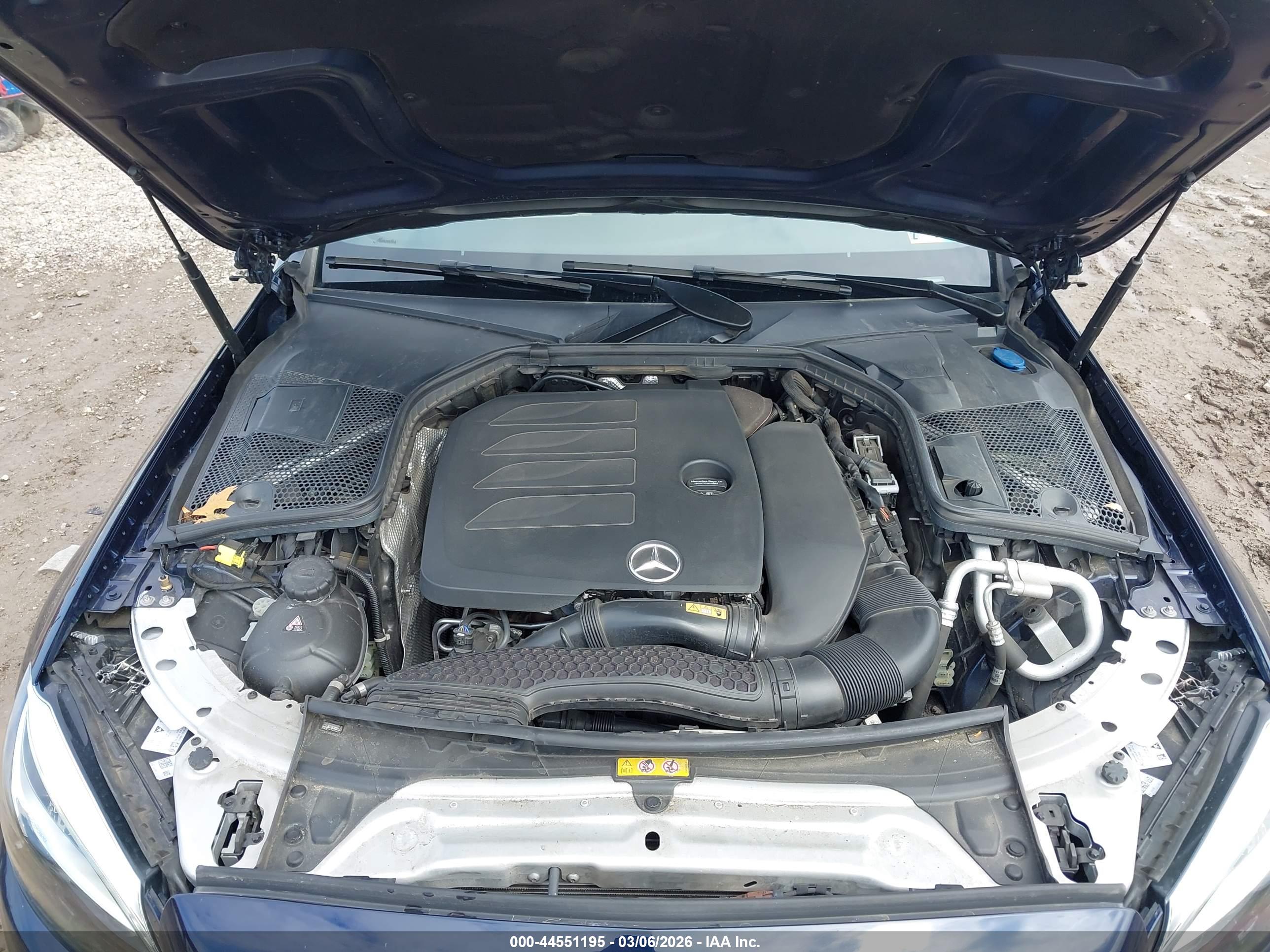 MERCEDES-BENZ C image 10