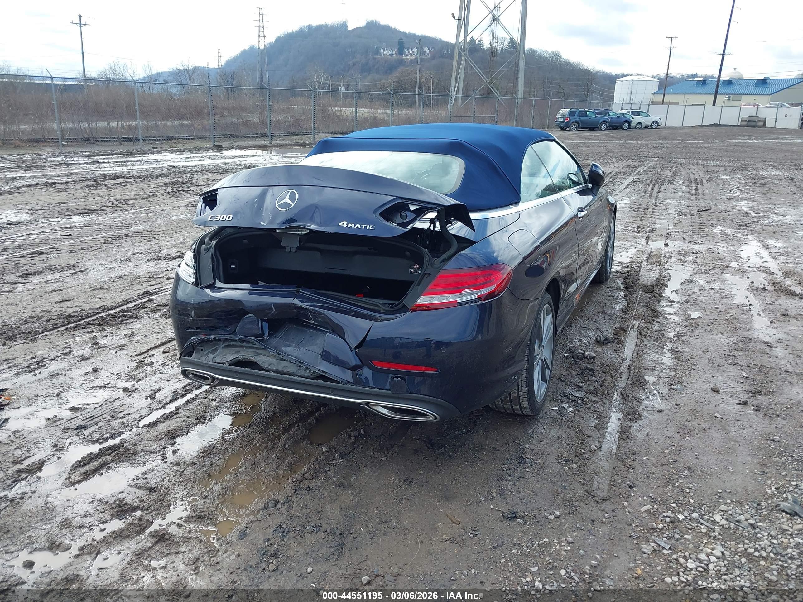 MERCEDES-BENZ C image 4