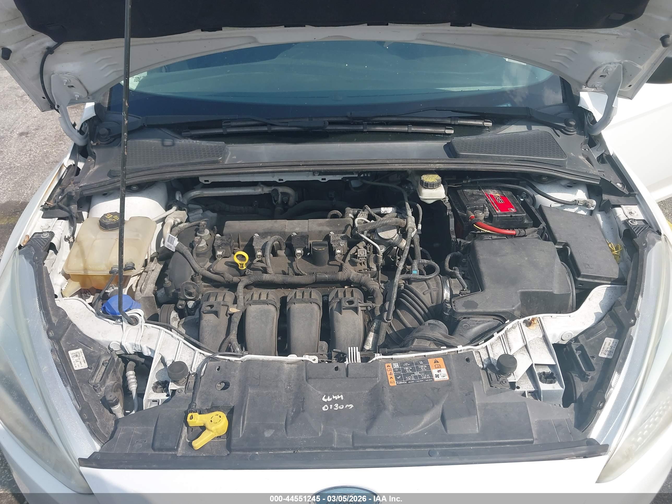 FORD FOCUS image 10