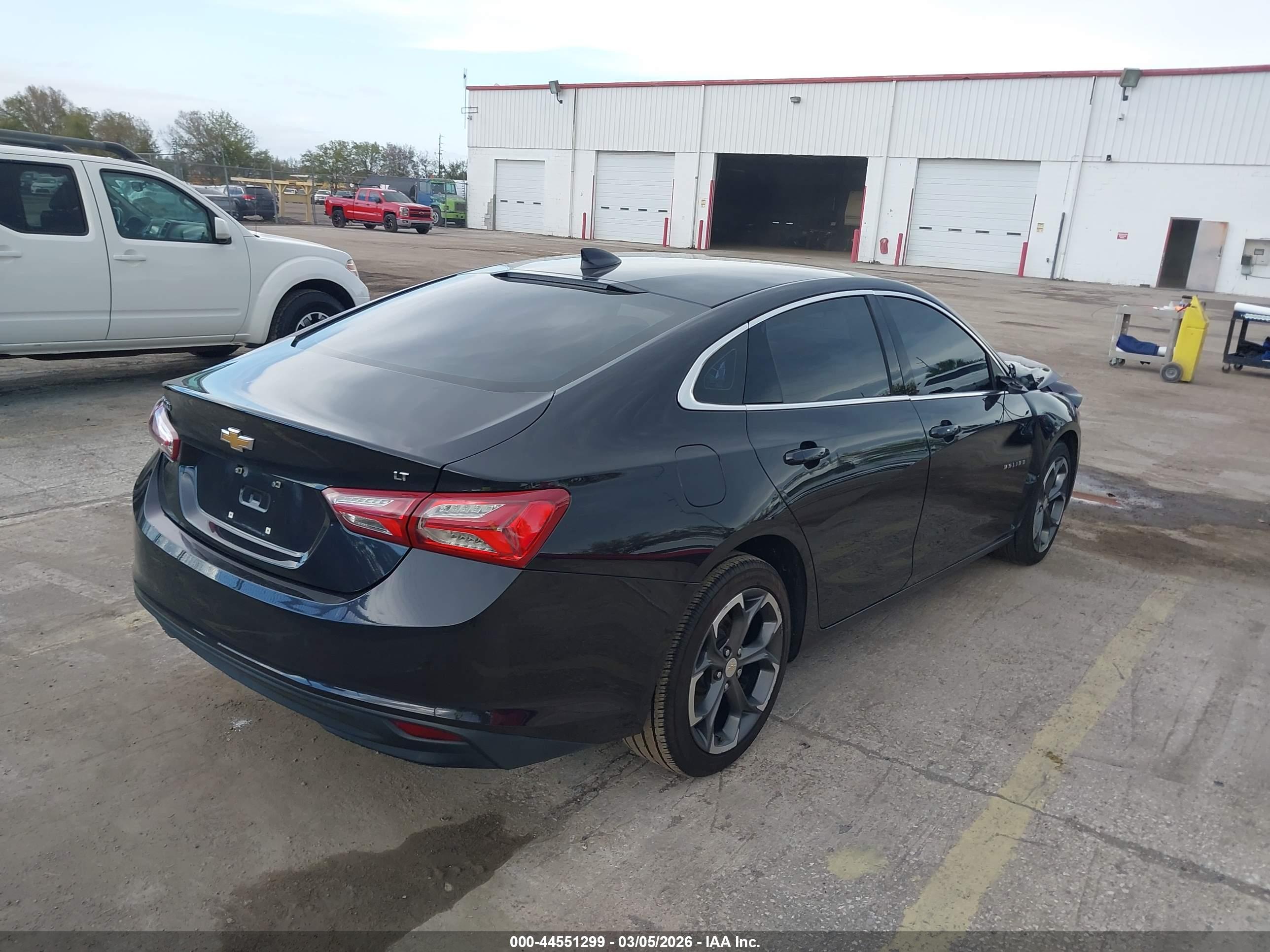 CHEVROLET MALIBU image 4