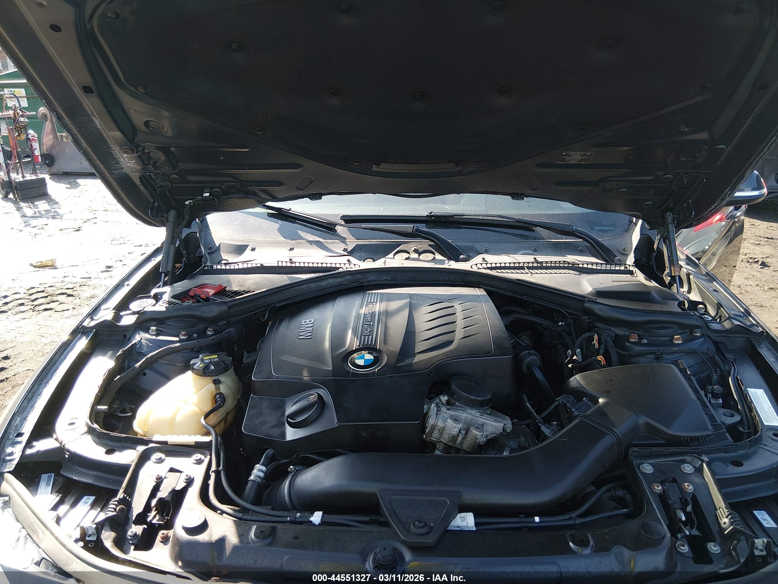 BMW 335I image 10