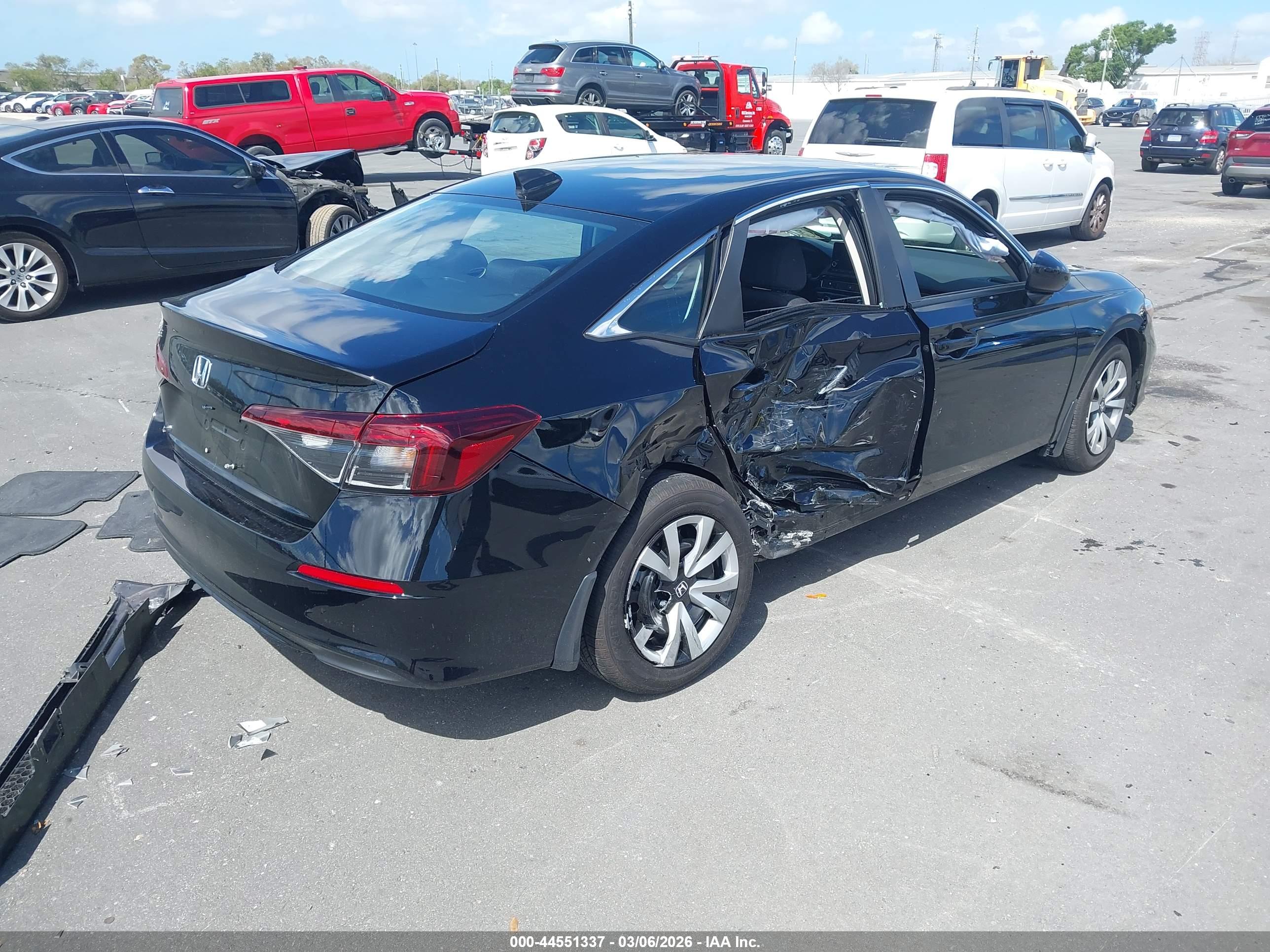 HONDA CIVIC image 4
