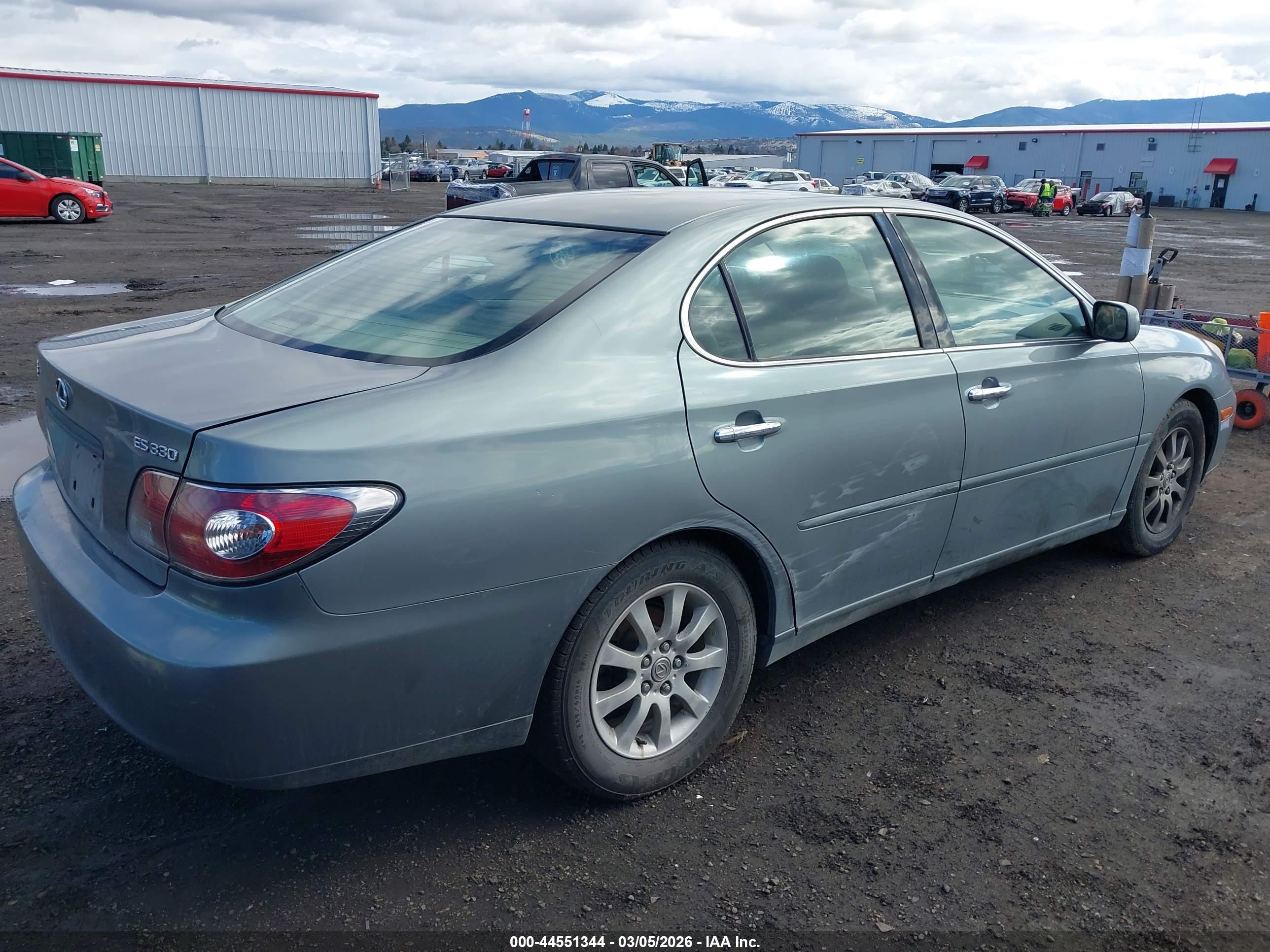 LEXUS ES image 4
