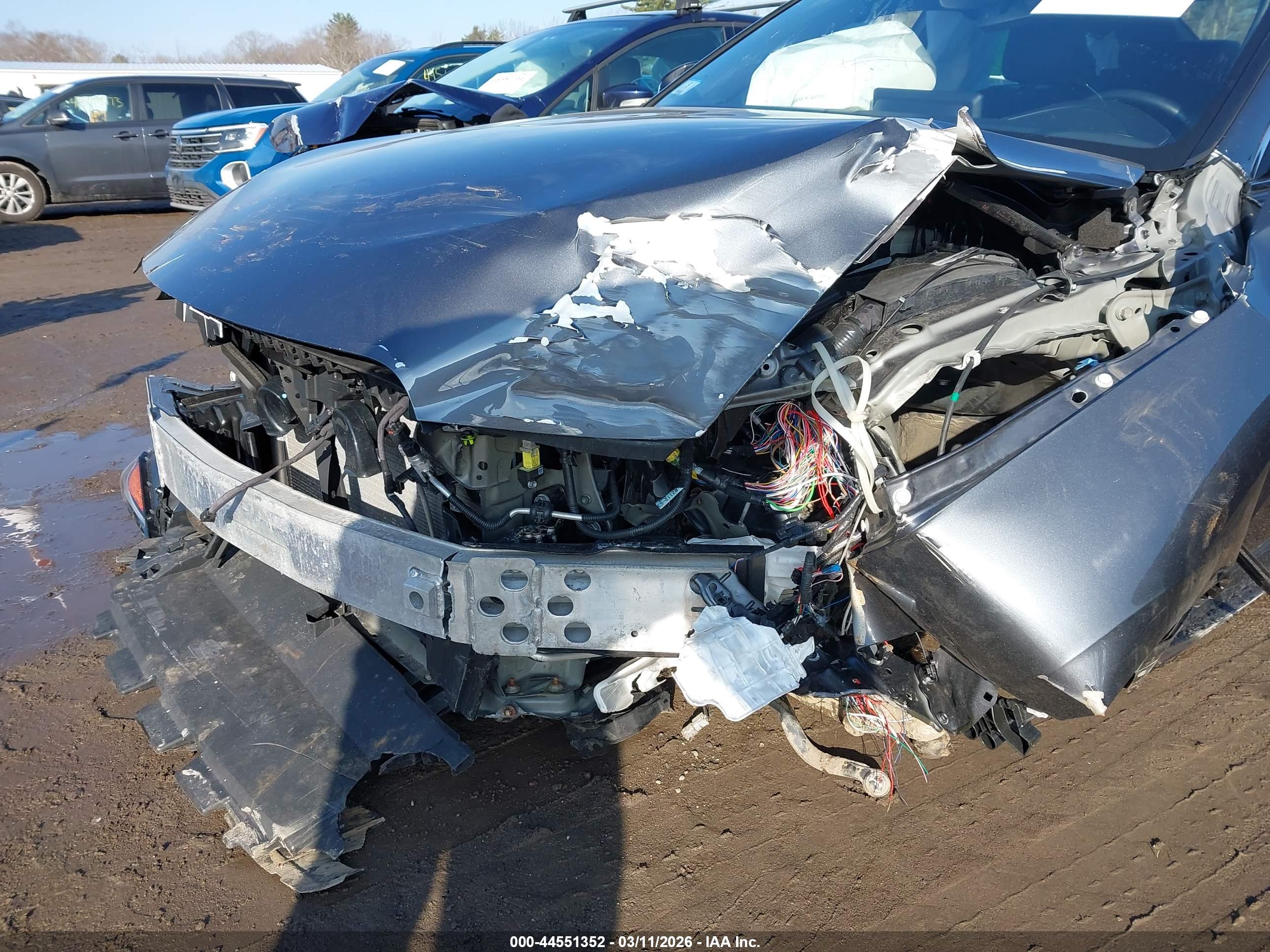 LEXUS IS image 6