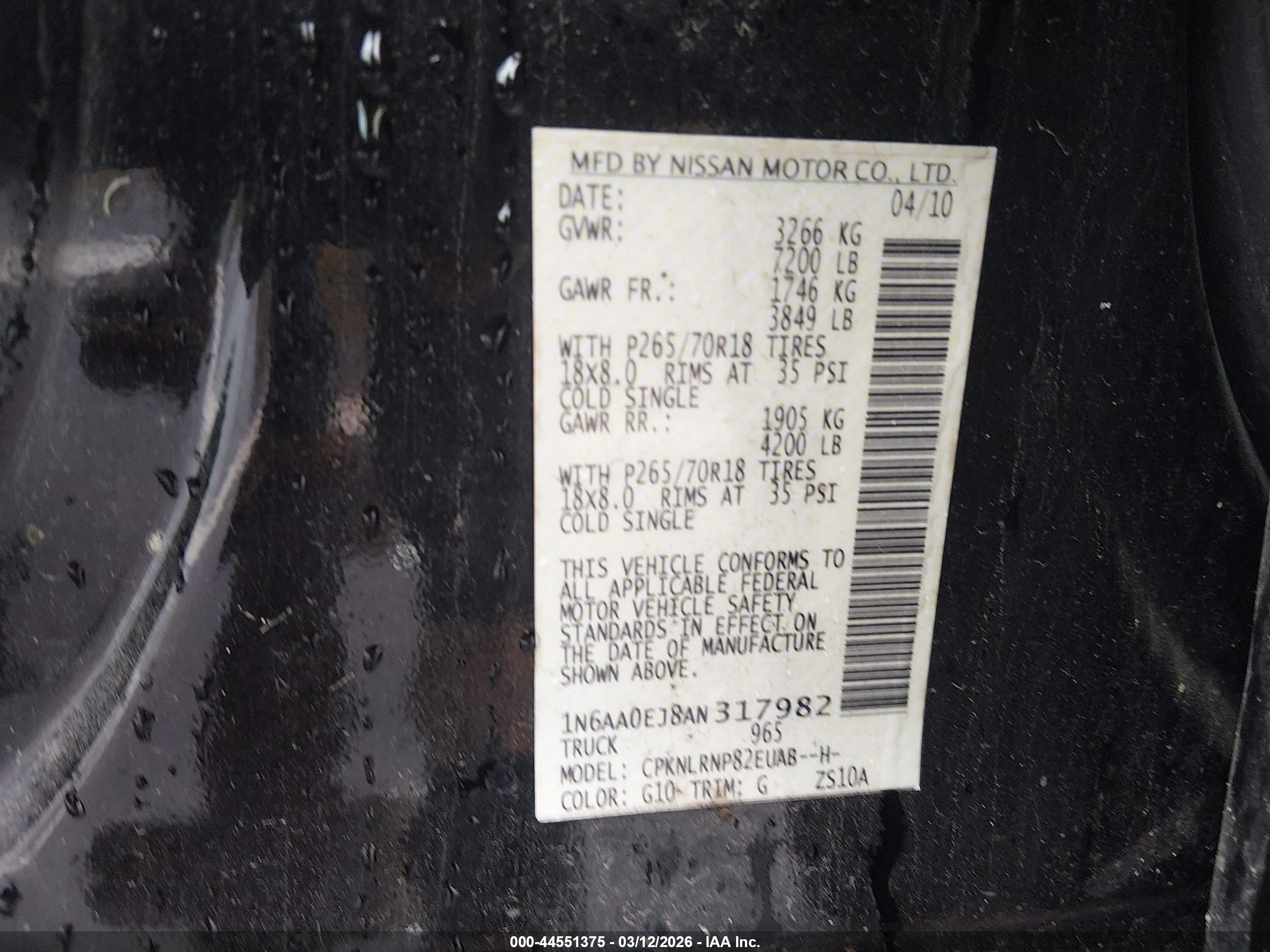NISSAN TITAN image 9