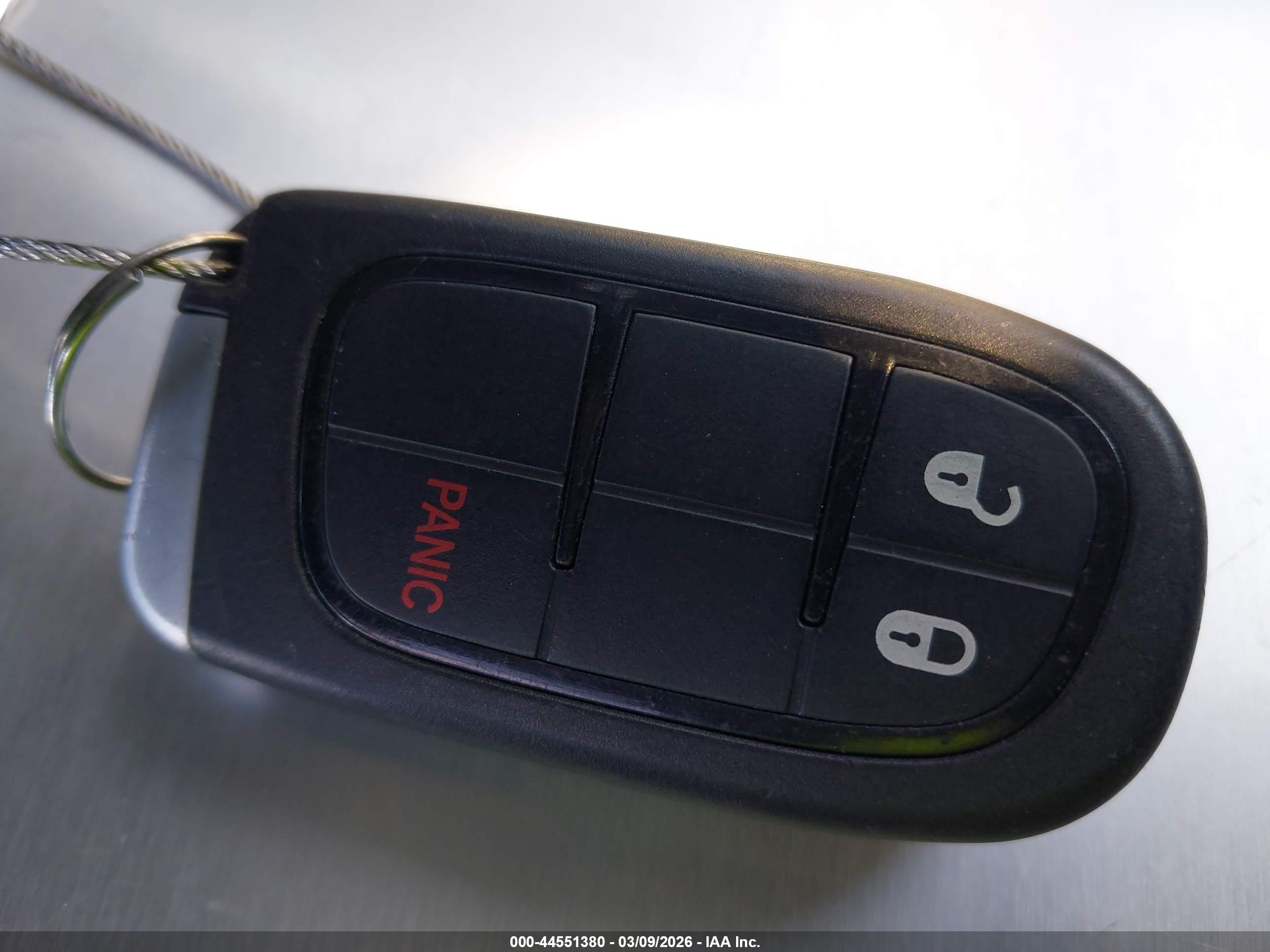 JEEP CHEROKEE image 11