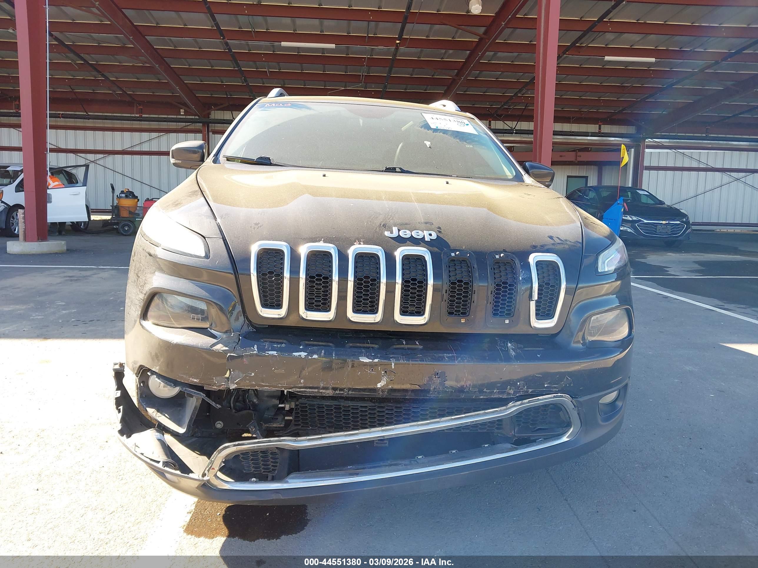 JEEP CHEROKEE image 6
