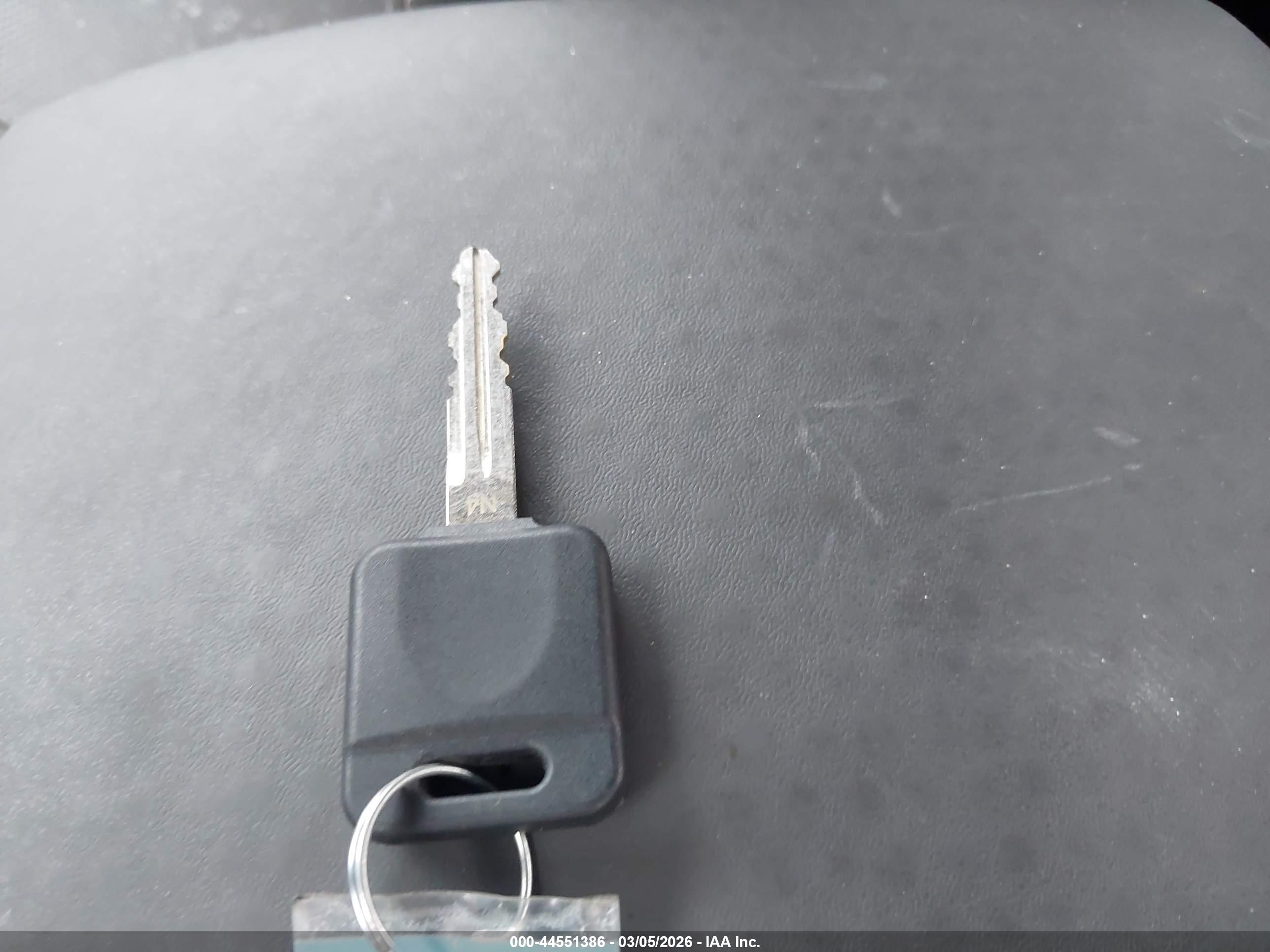 NISSAN FRONTIER image 11