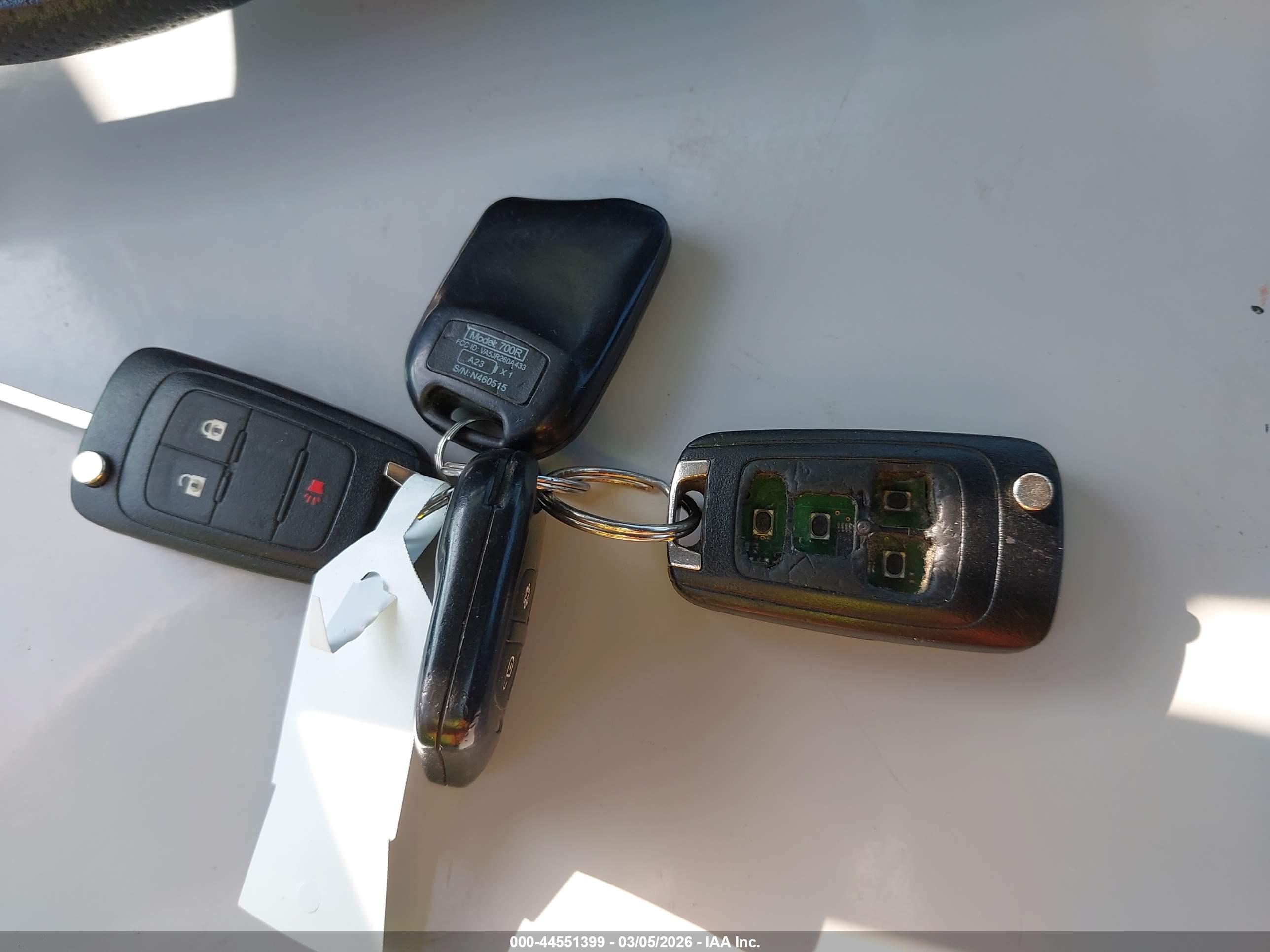 CHEVROLET EQUINOX image 11