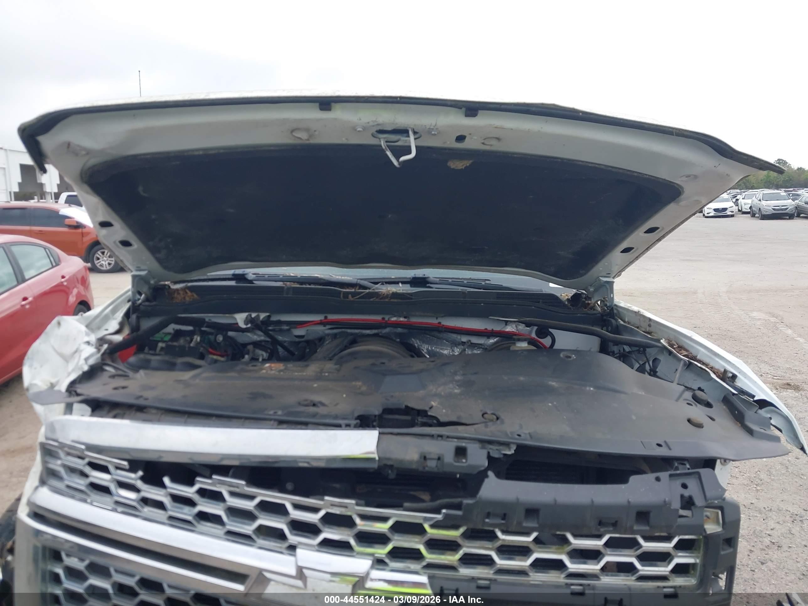 CHEVROLET SILVERADO image 10