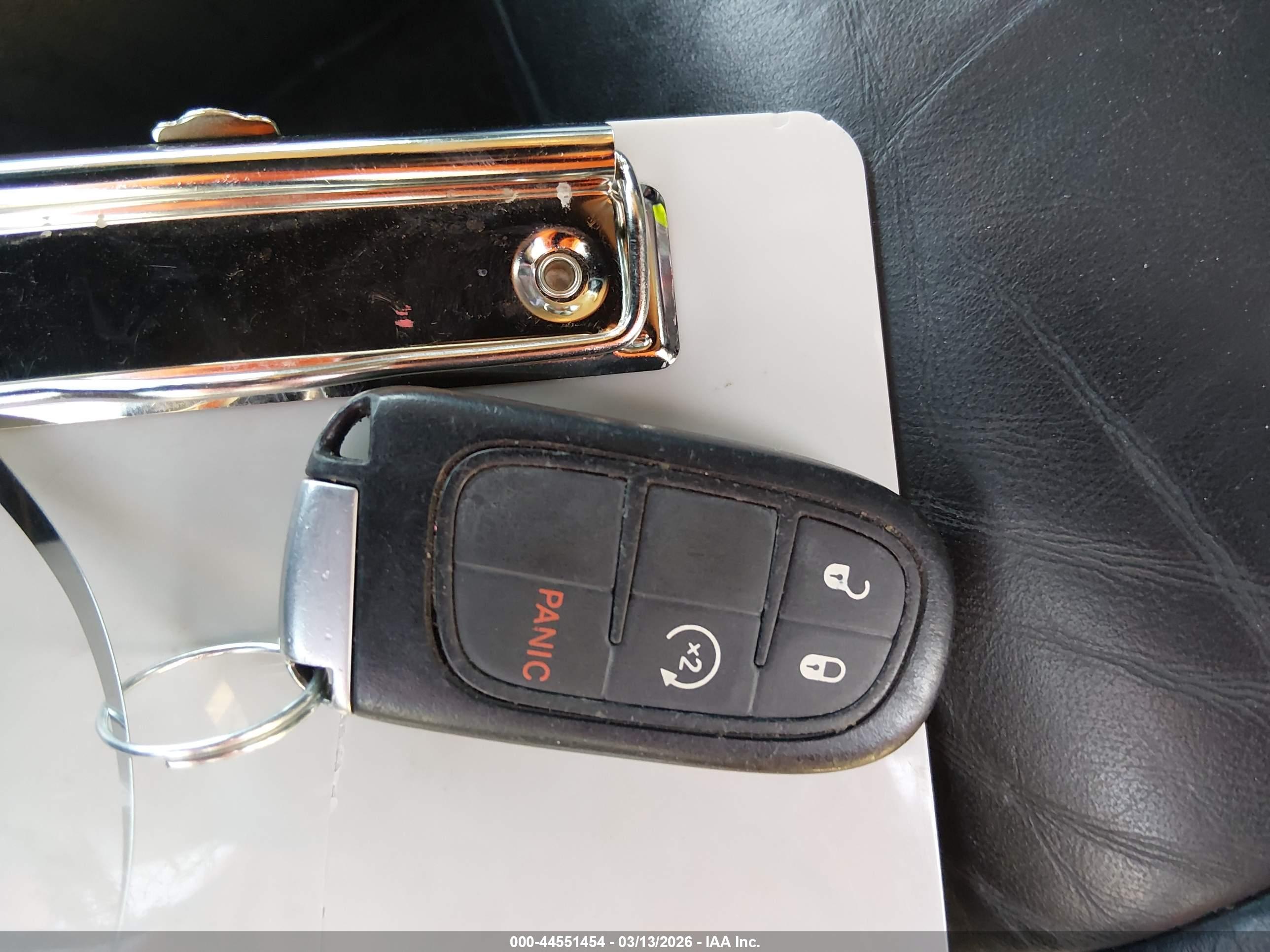 JEEP CHEROKEE image 11