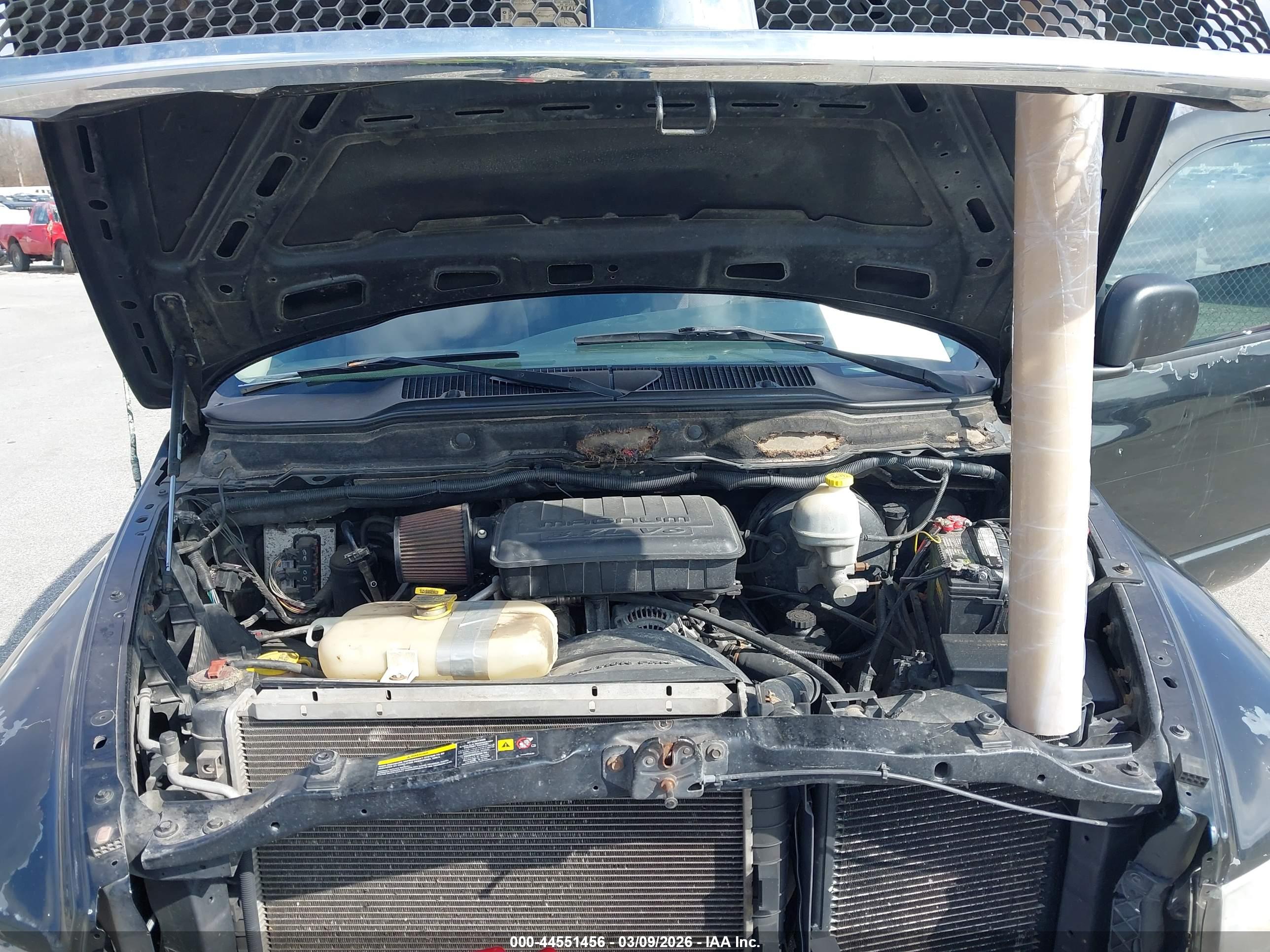 DODGE RAM image 10