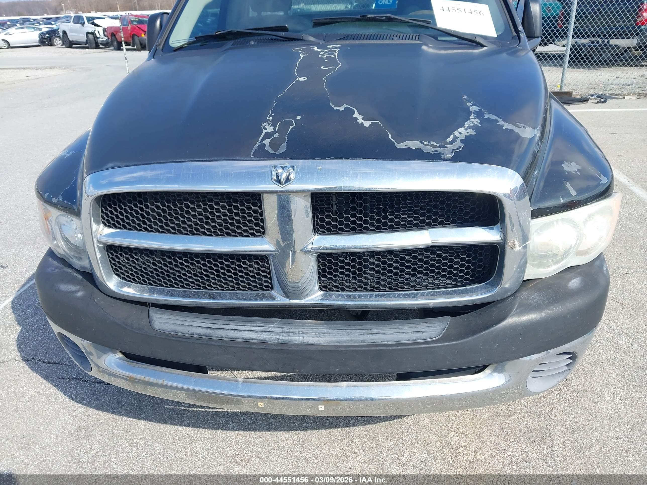 DODGE RAM image 6