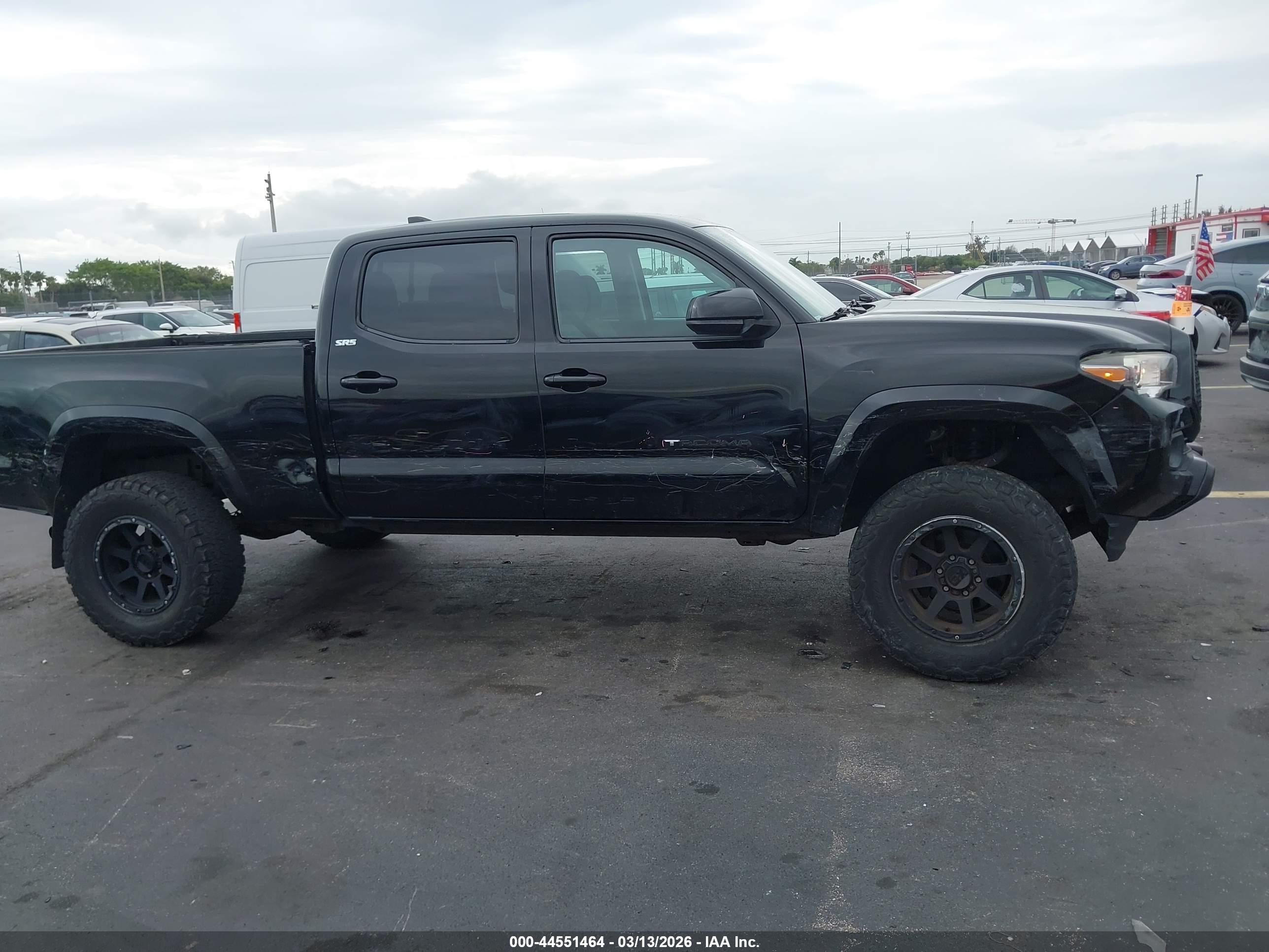 TOYOTA TACOMA image 6