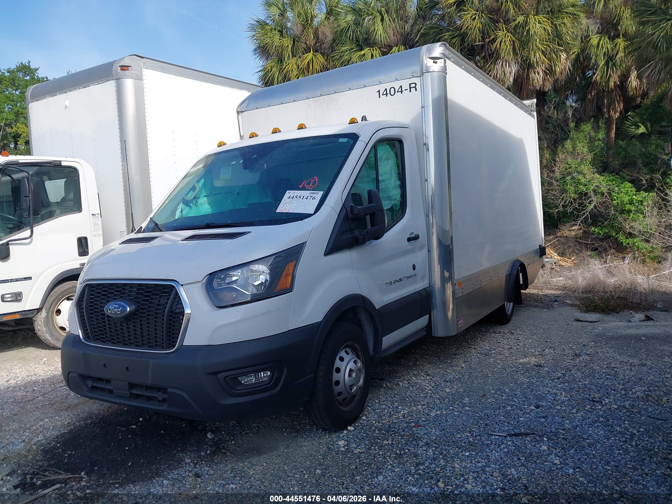 FORD TRANSIT-350 image 2