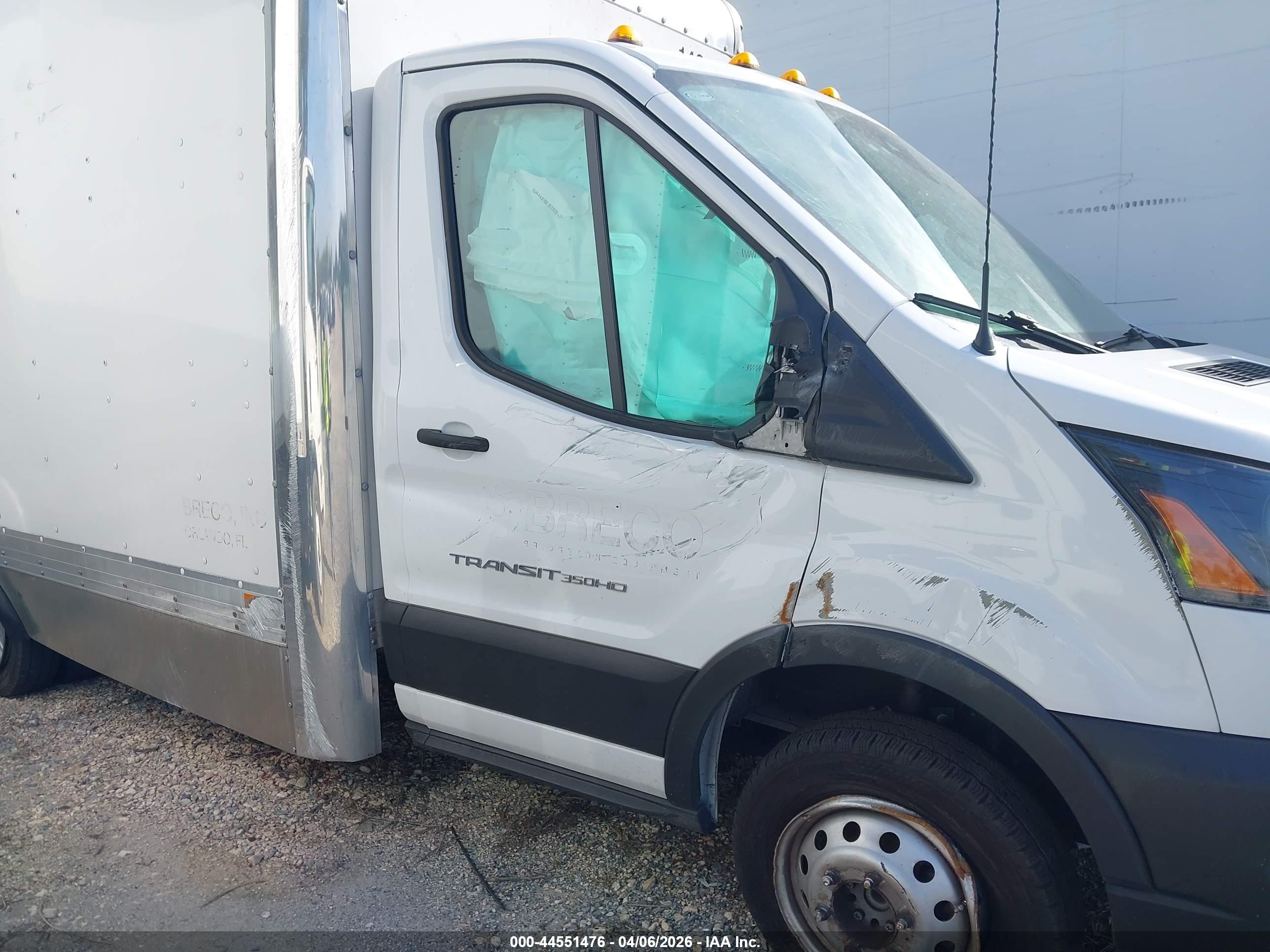 FORD TRANSIT-350 image 6