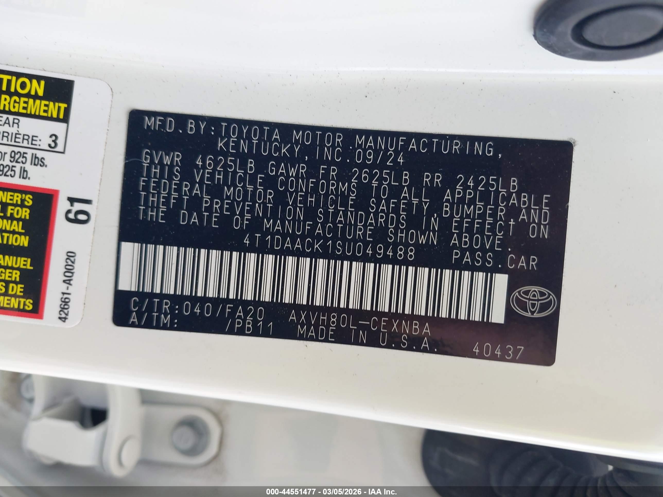 TOYOTA CAMRY image 9