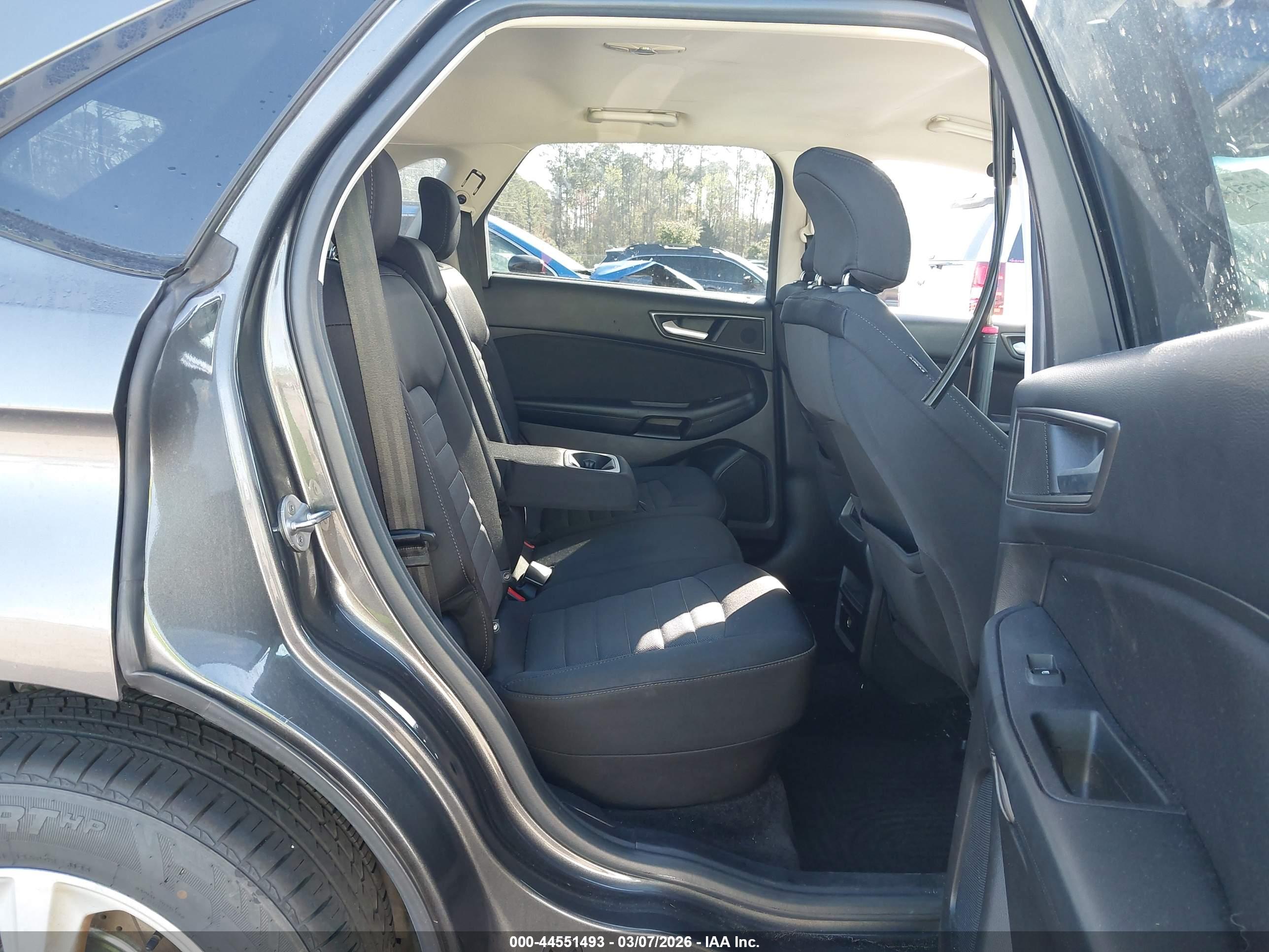 FORD EDGE image 8