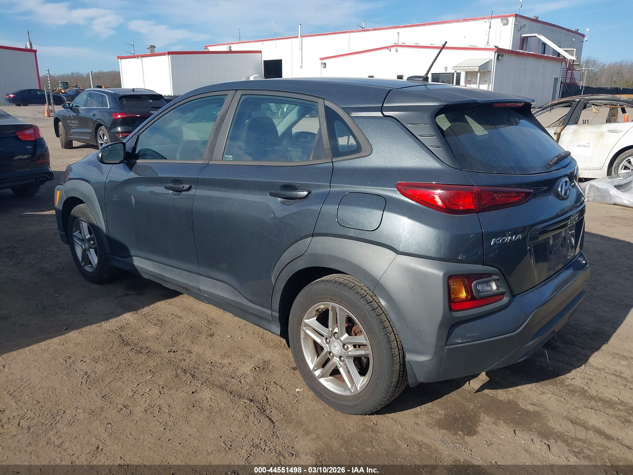 HYUNDAI KONA image 3