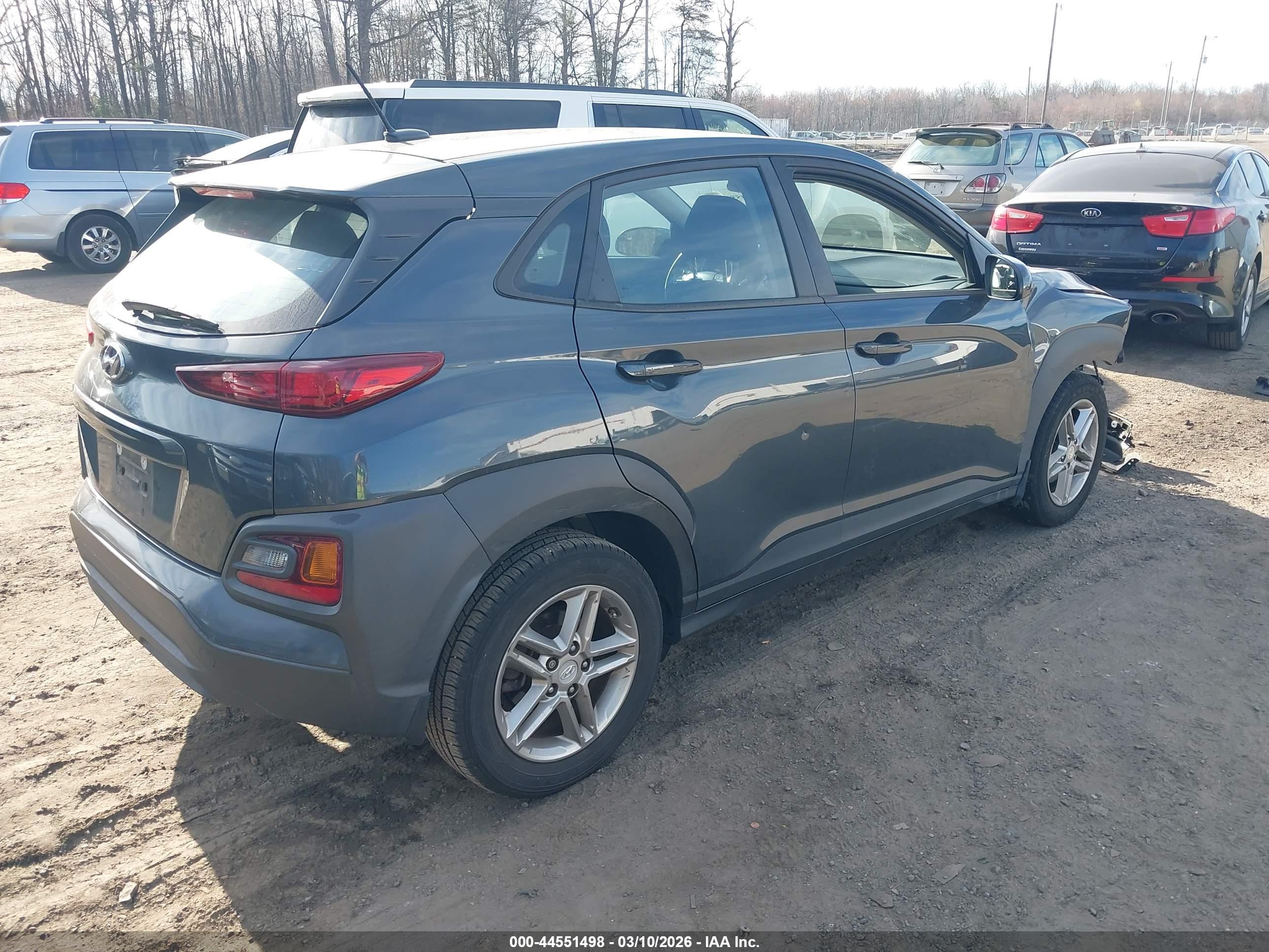 HYUNDAI KONA image 4