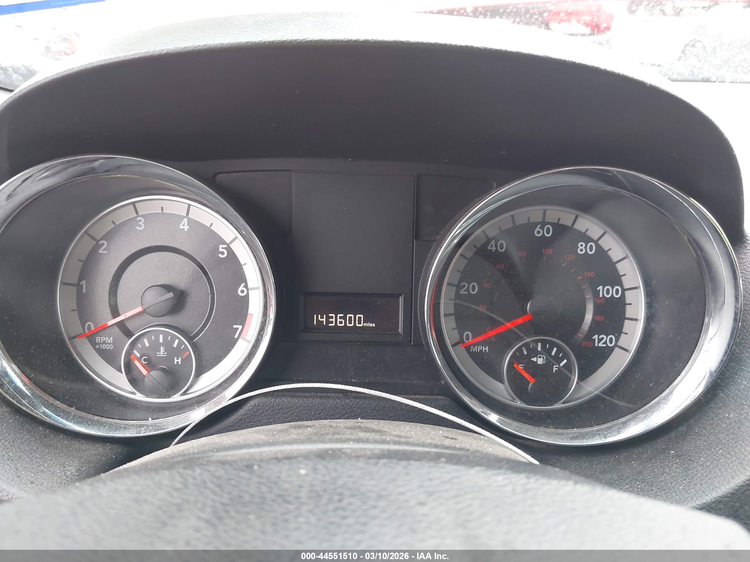 DODGE GRAND image 7