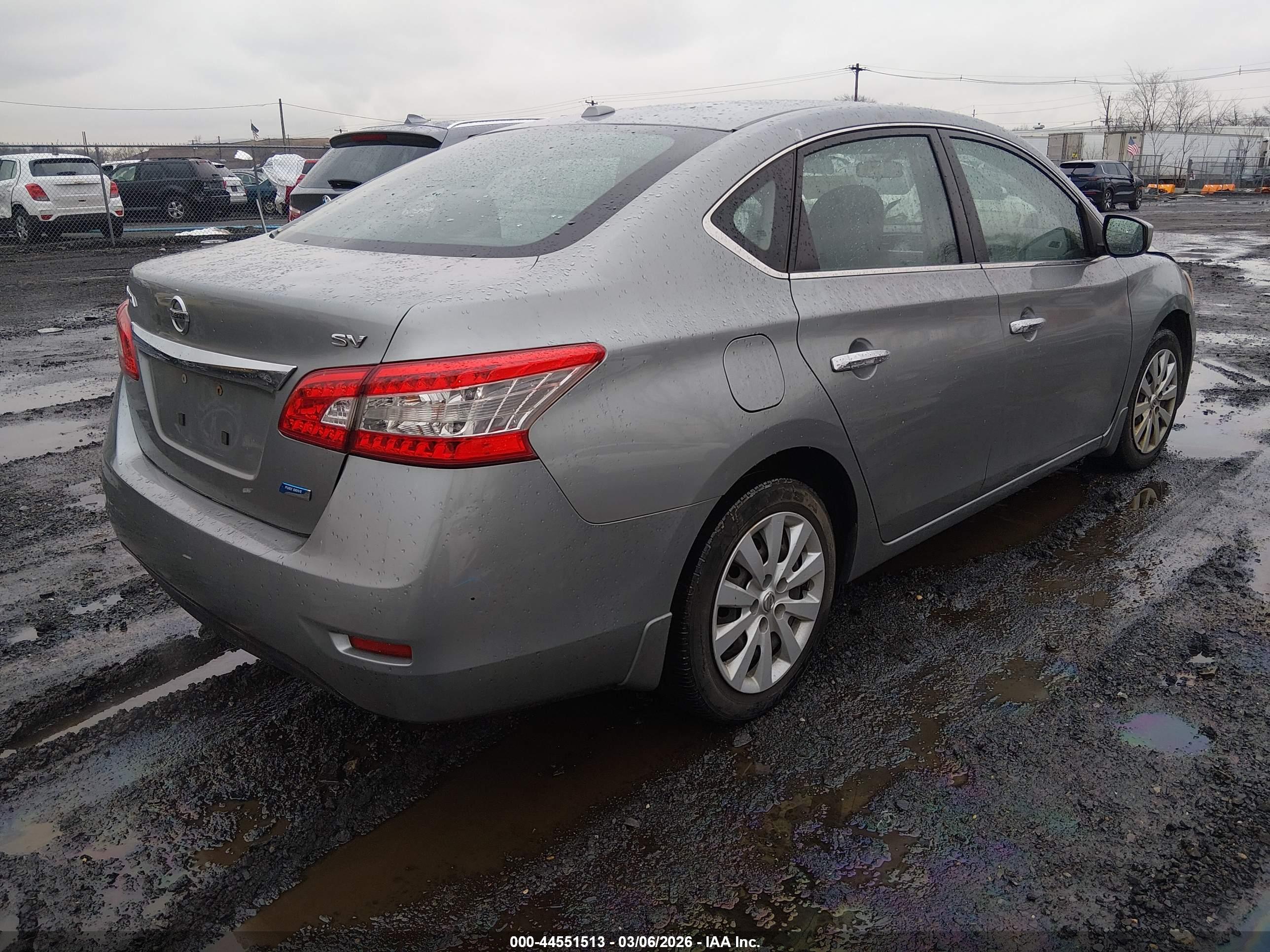 NISSAN SENTRA image 4