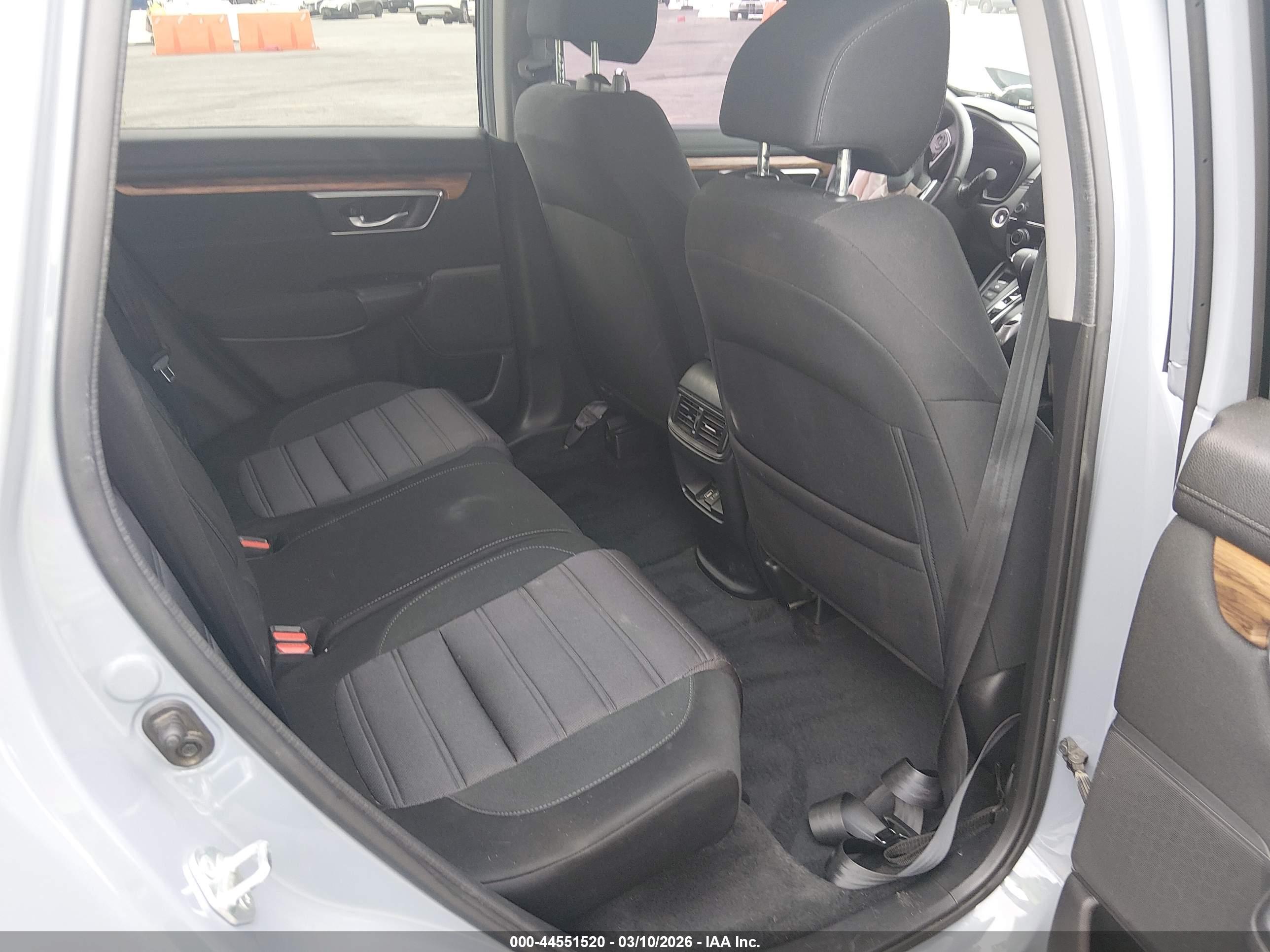 HONDA CR-V image 8
