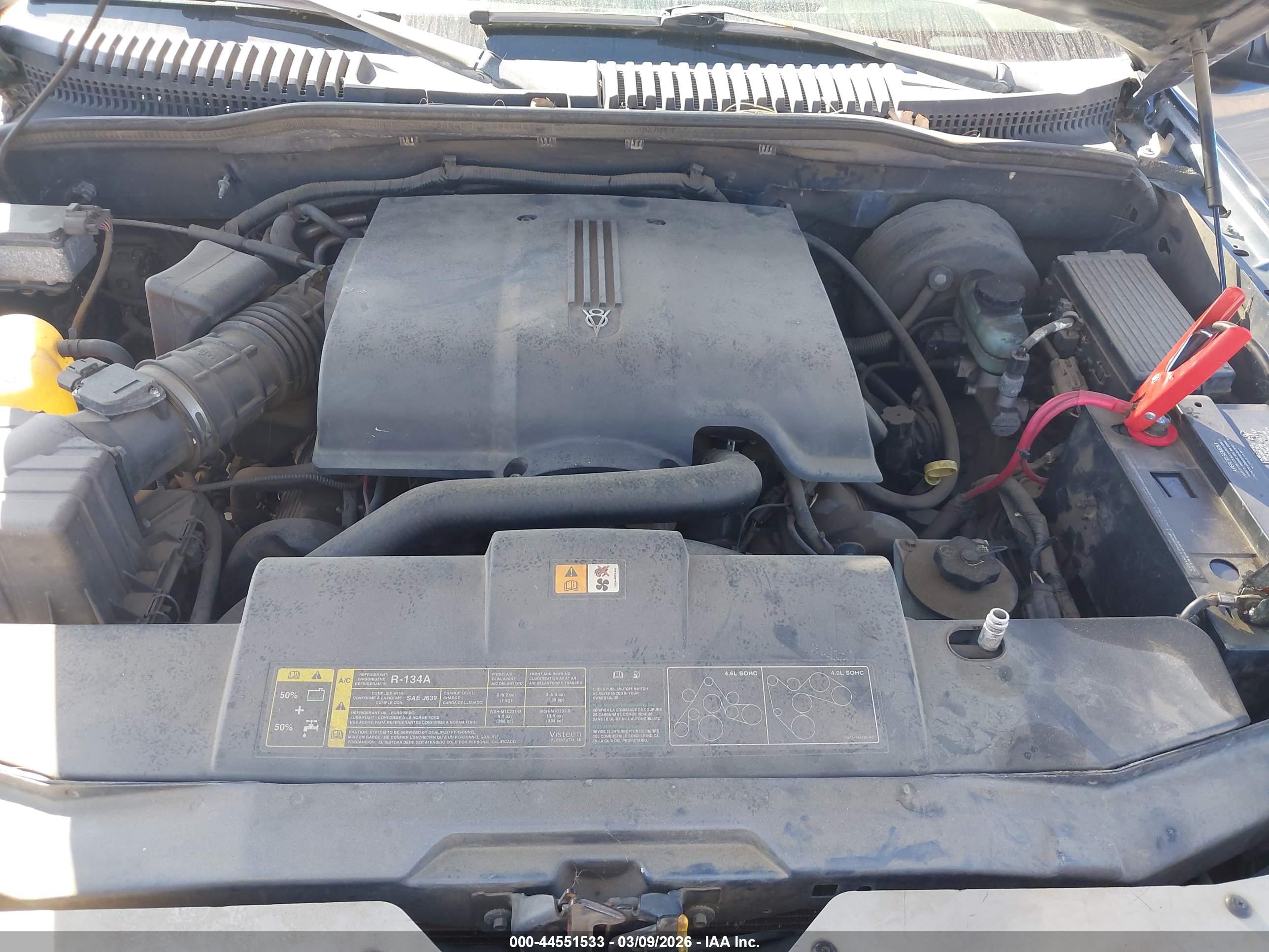 FORD EXPLORER image 10