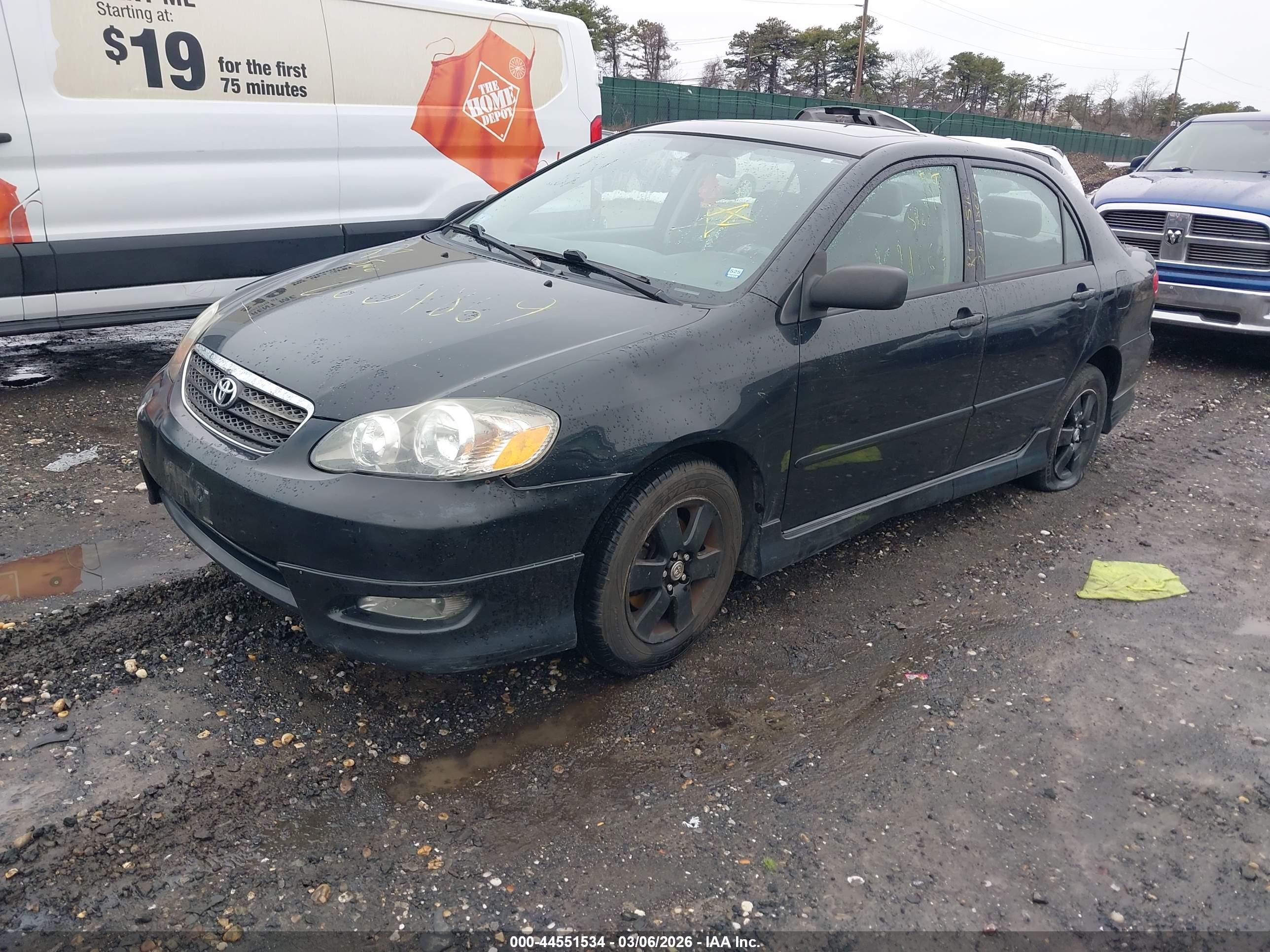 TOYOTA COROLLA image 2