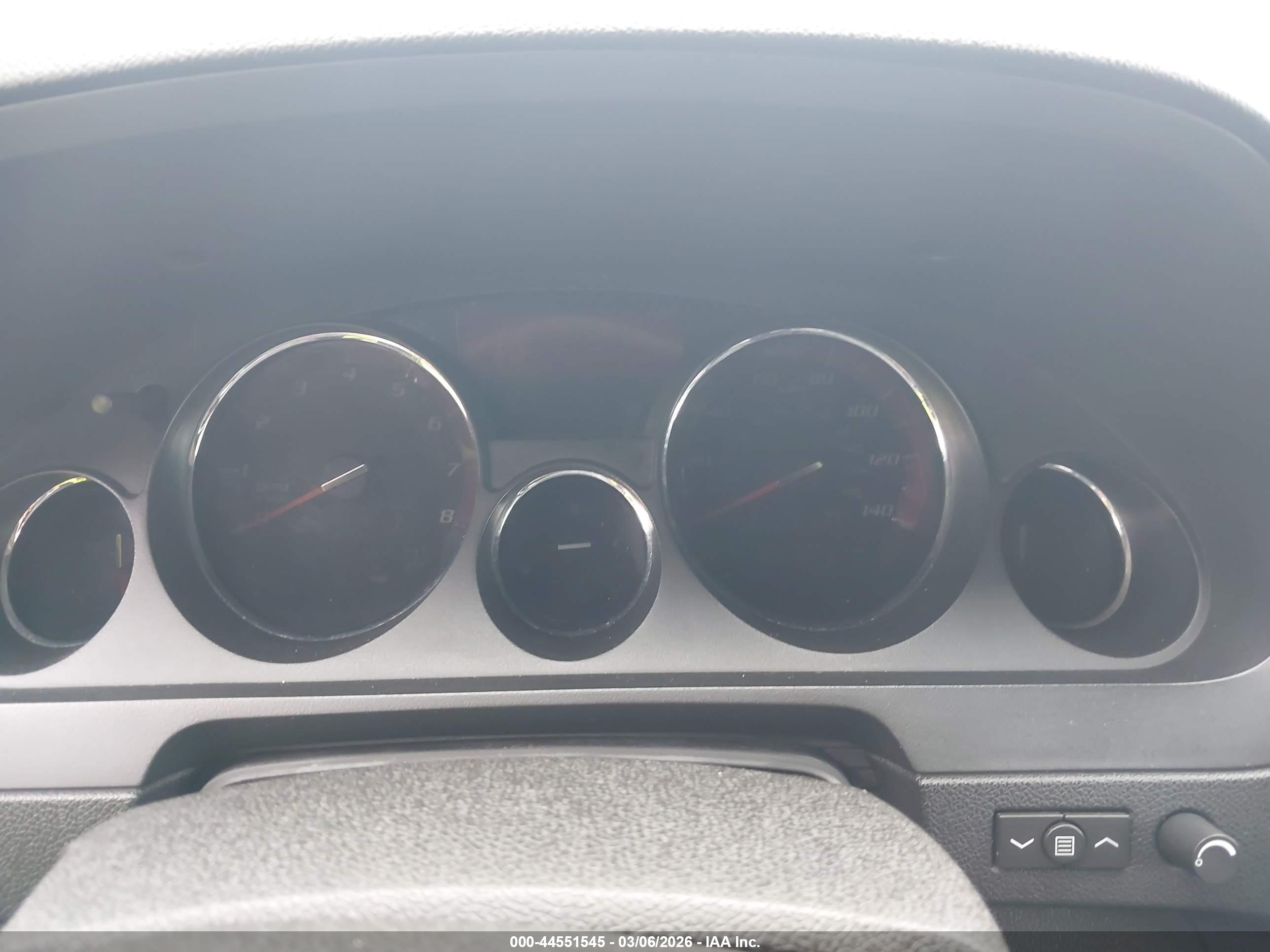 GMC ACADIA image 7