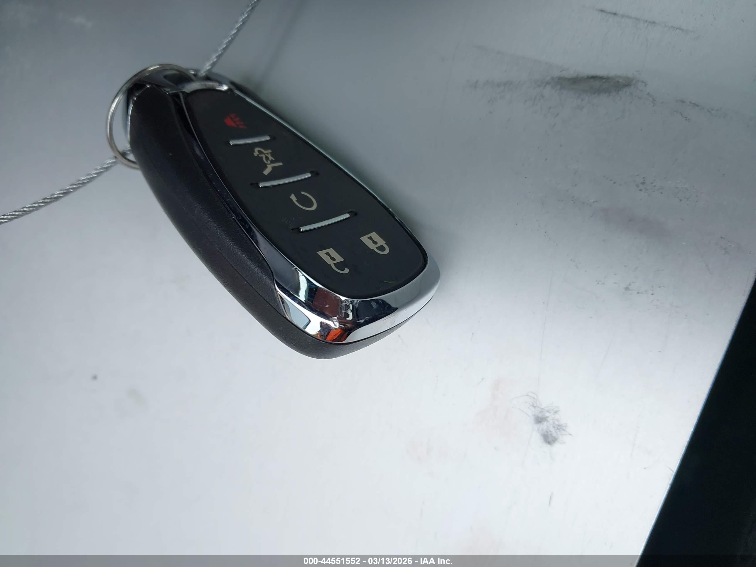 CHEVROLET EQUINOX image 11