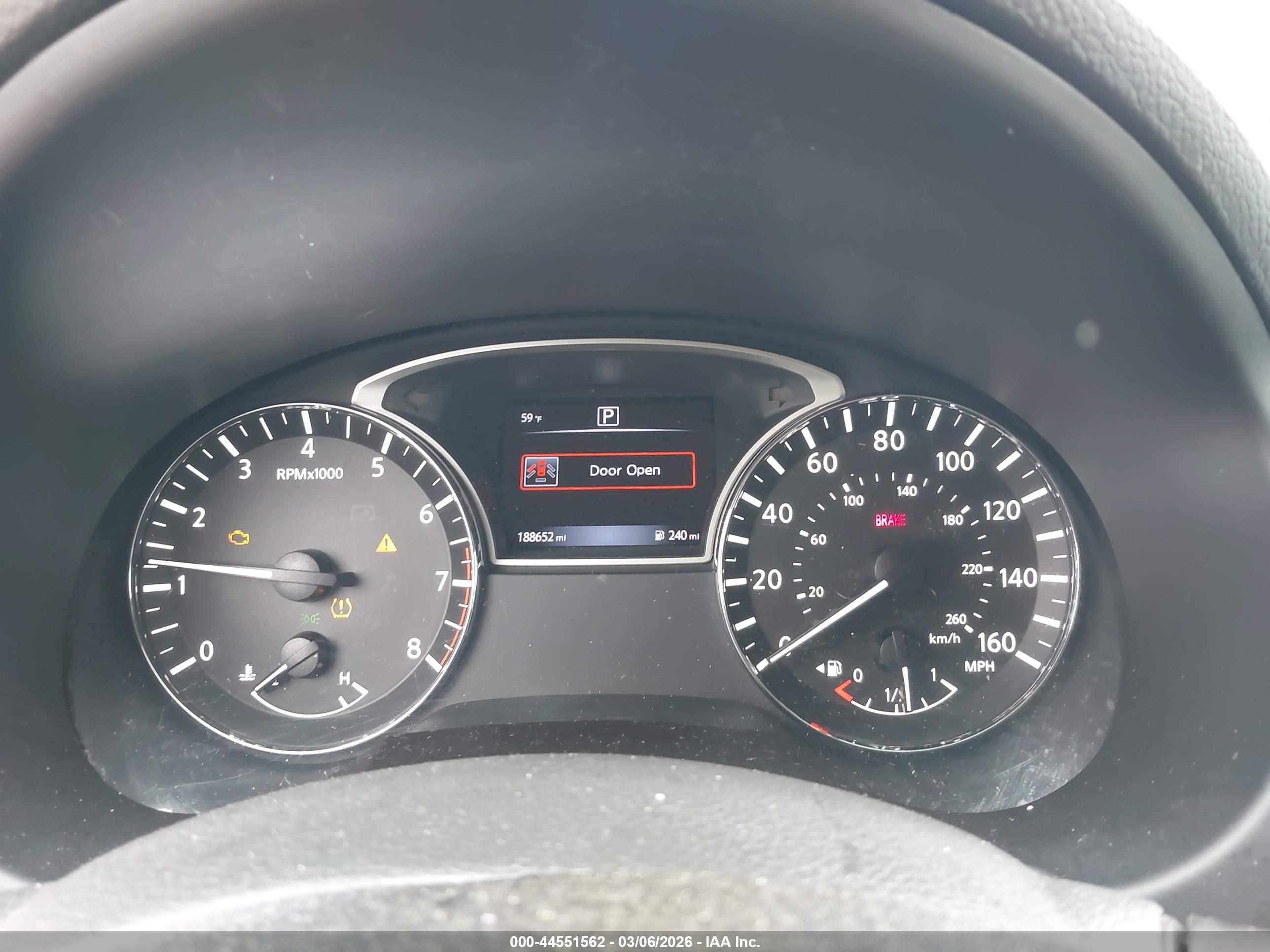 NISSAN ALTIMA image 7