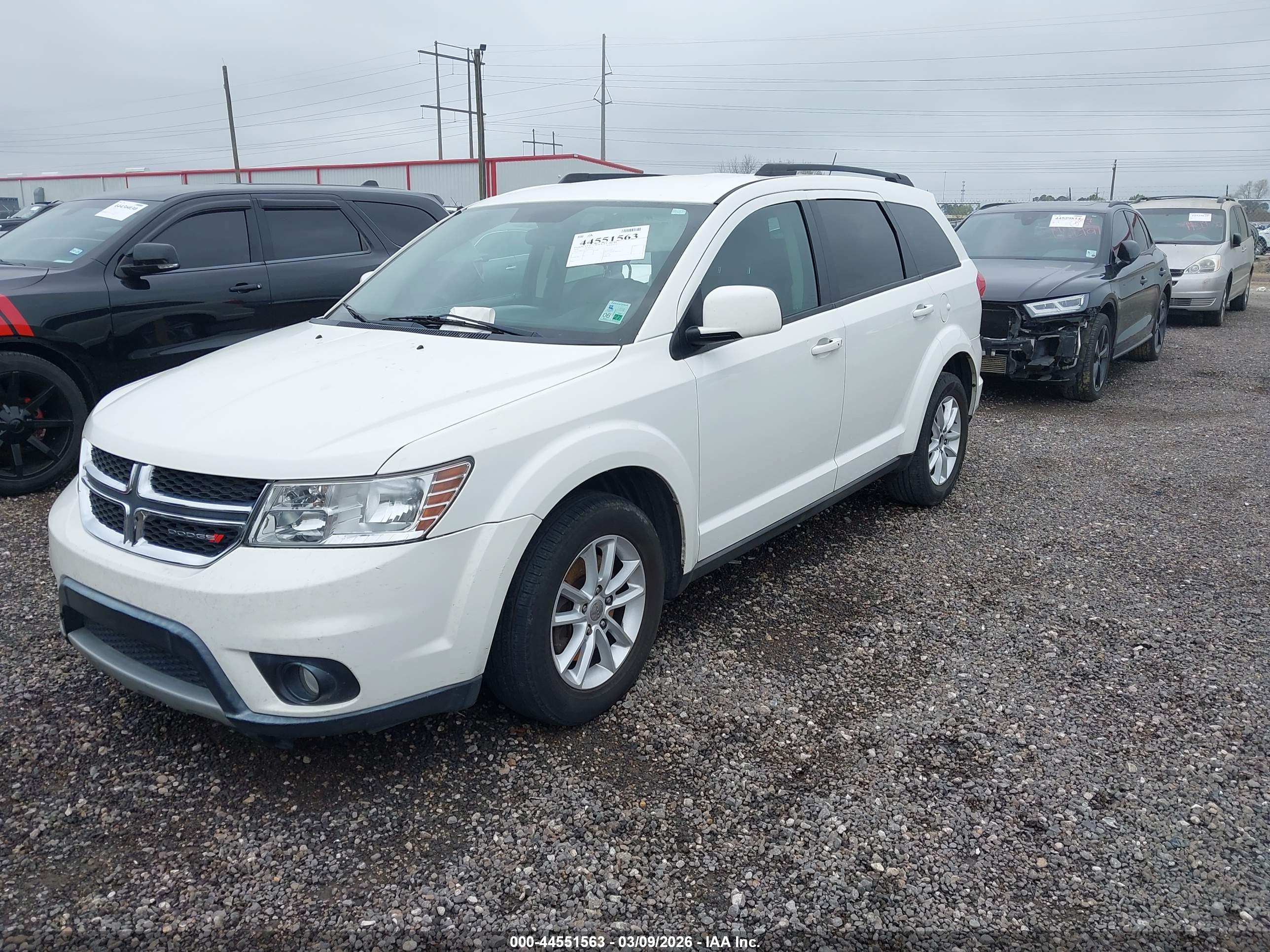 DODGE JOURNEY image 2