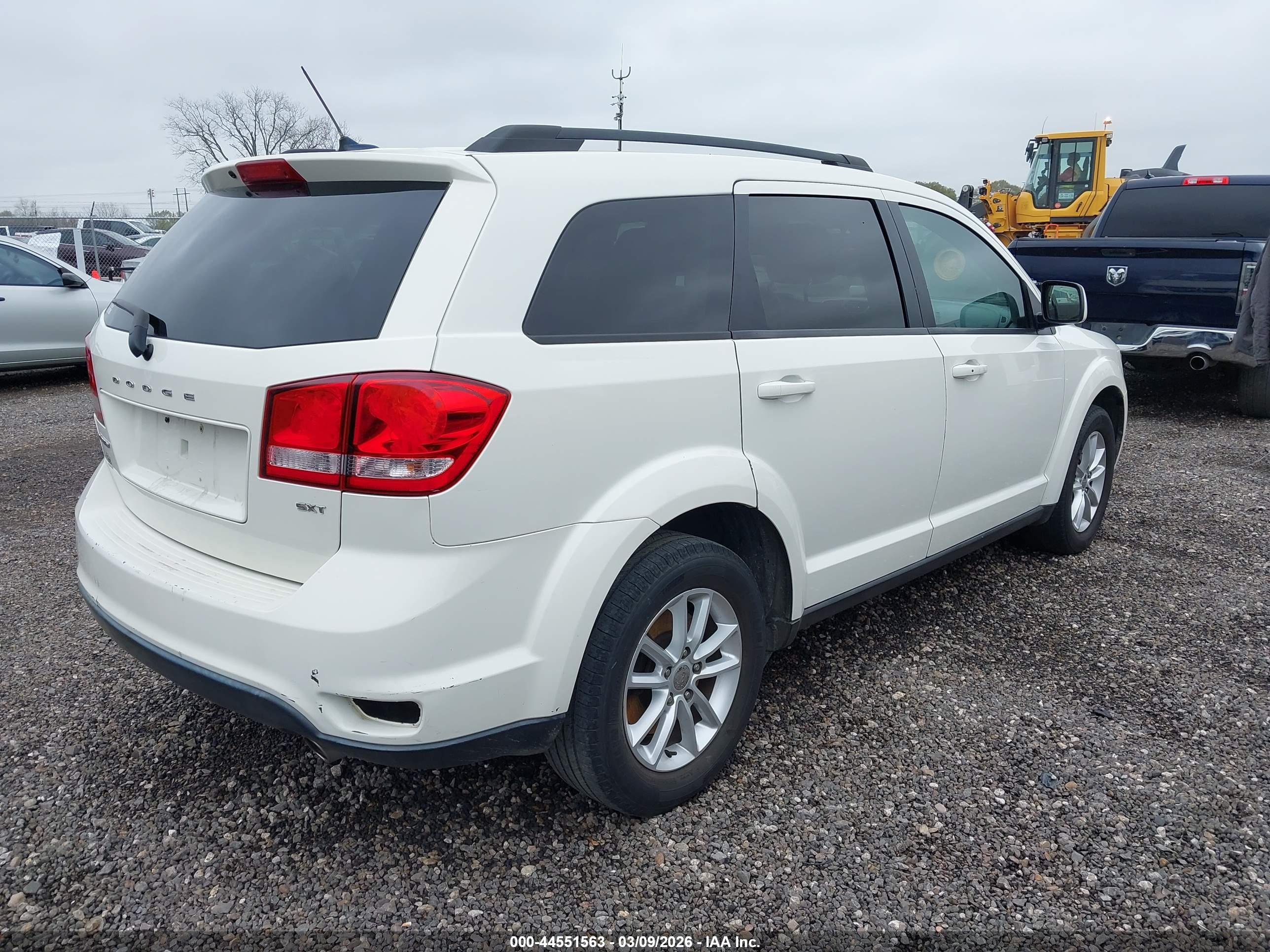 DODGE JOURNEY image 4