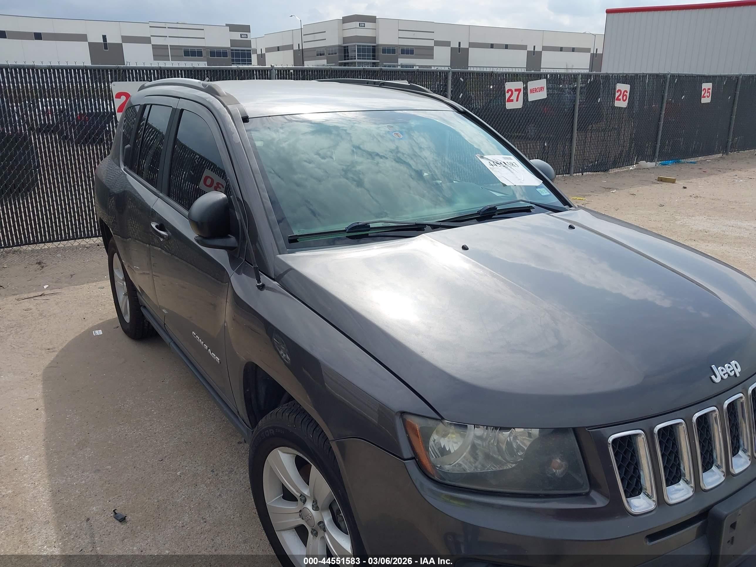 JEEP COMPASS image 6